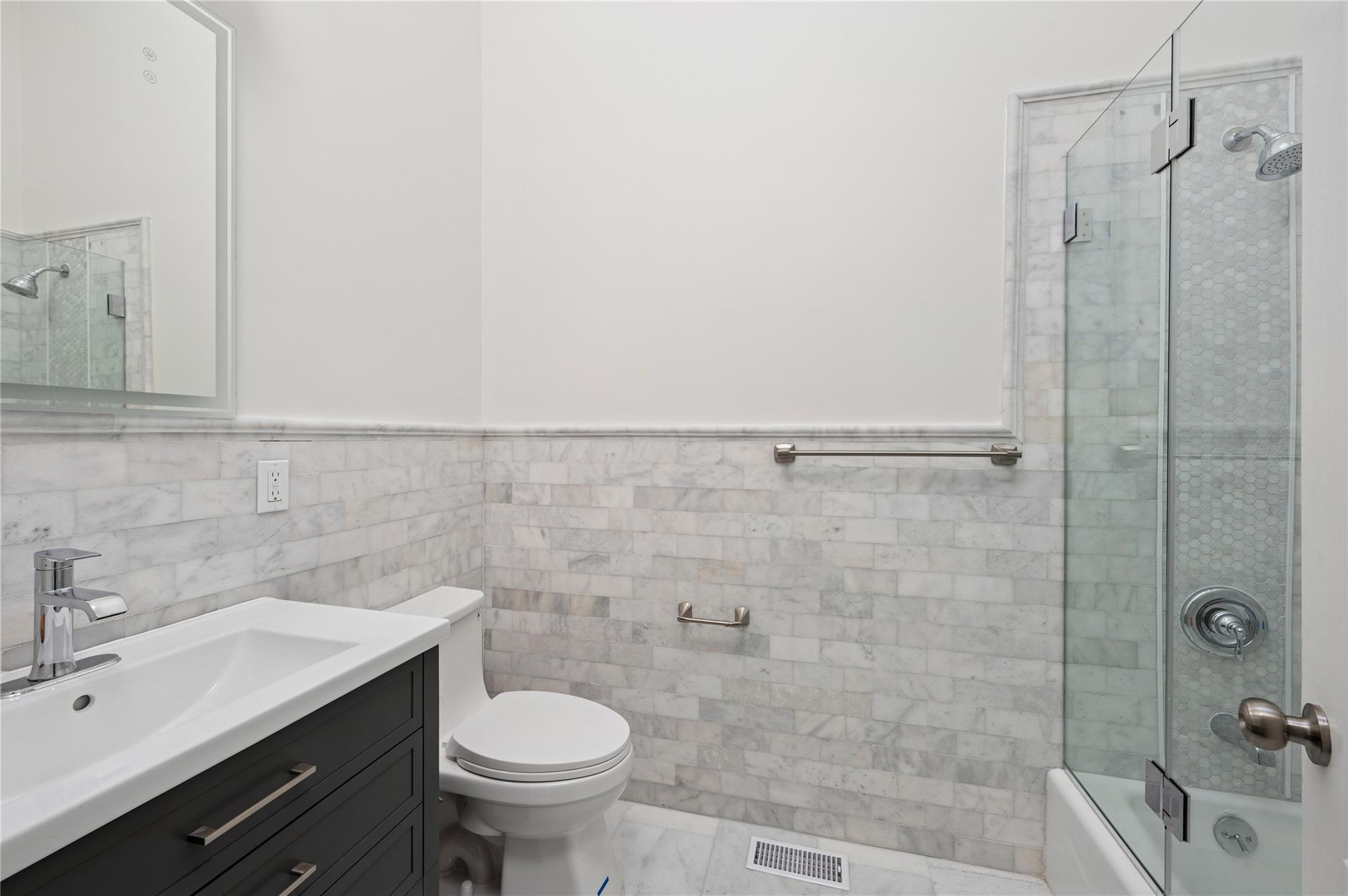 Single Family Red Creek  Suffolk County, NY 11946, MLS-836658-17