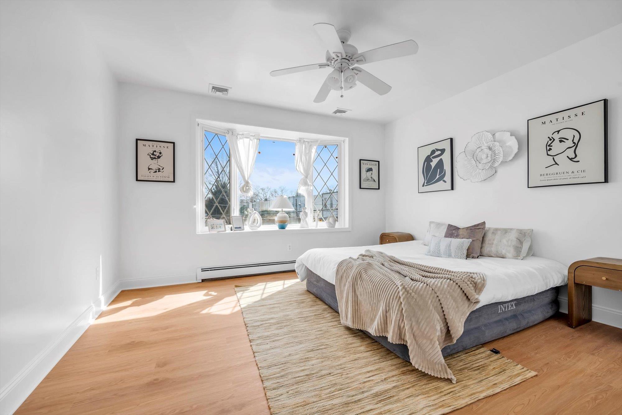 Single Family 77th Ave  Queens, NY 11385, MLS-836677-17