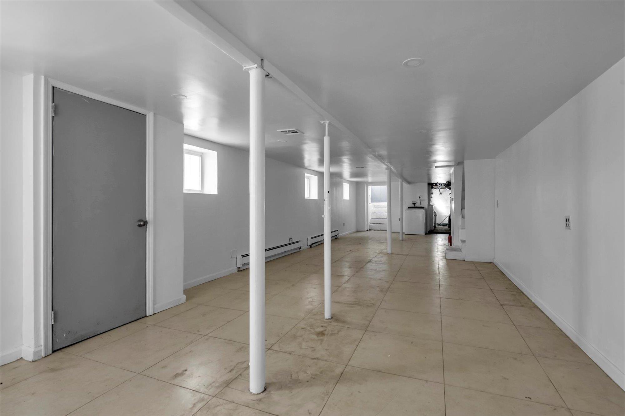 Single Family 77th Ave  Queens, NY 11385, MLS-836677-20