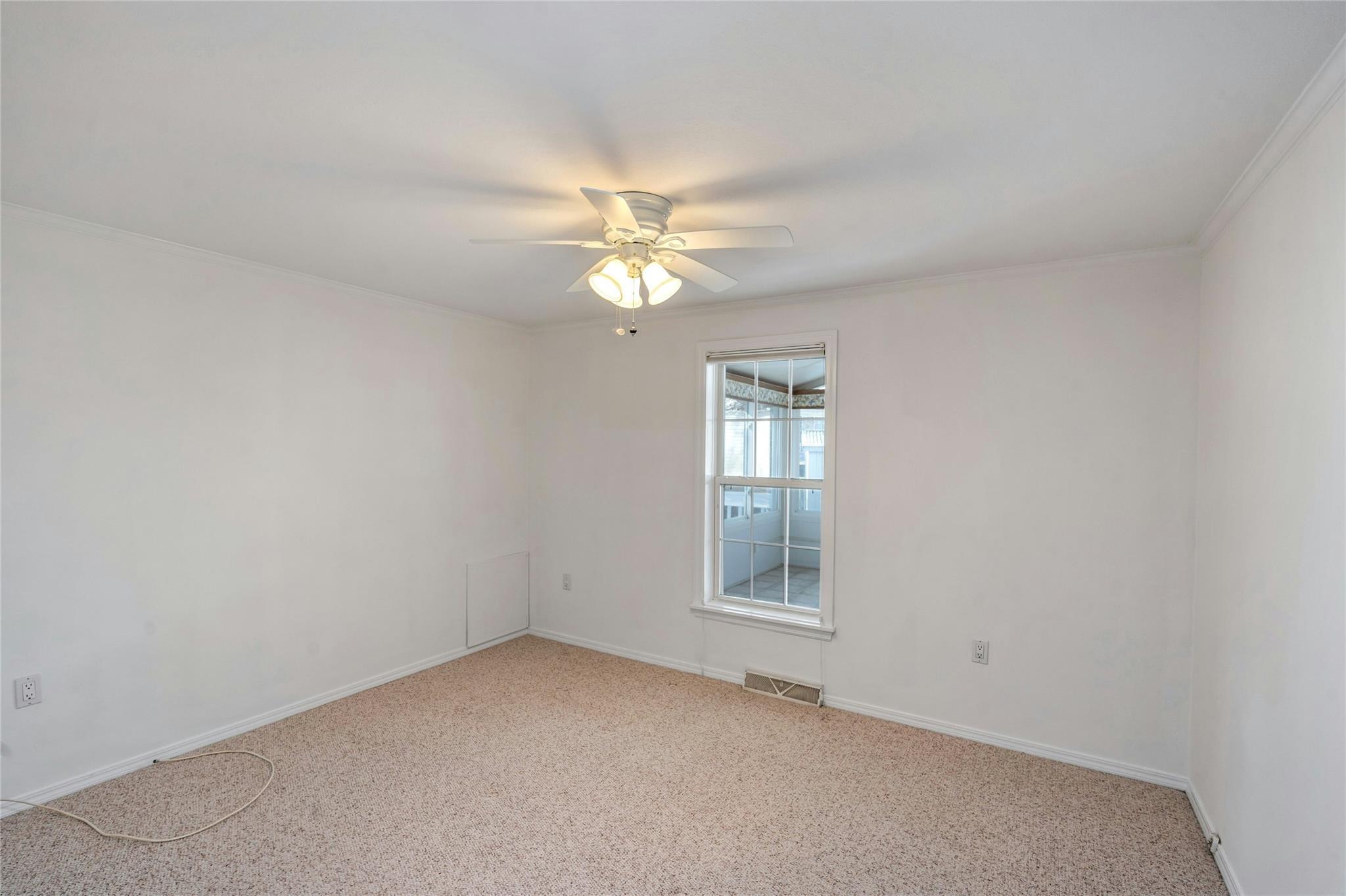 Single Family Middle  Suffolk County, NY 11933, MLS-836684-12