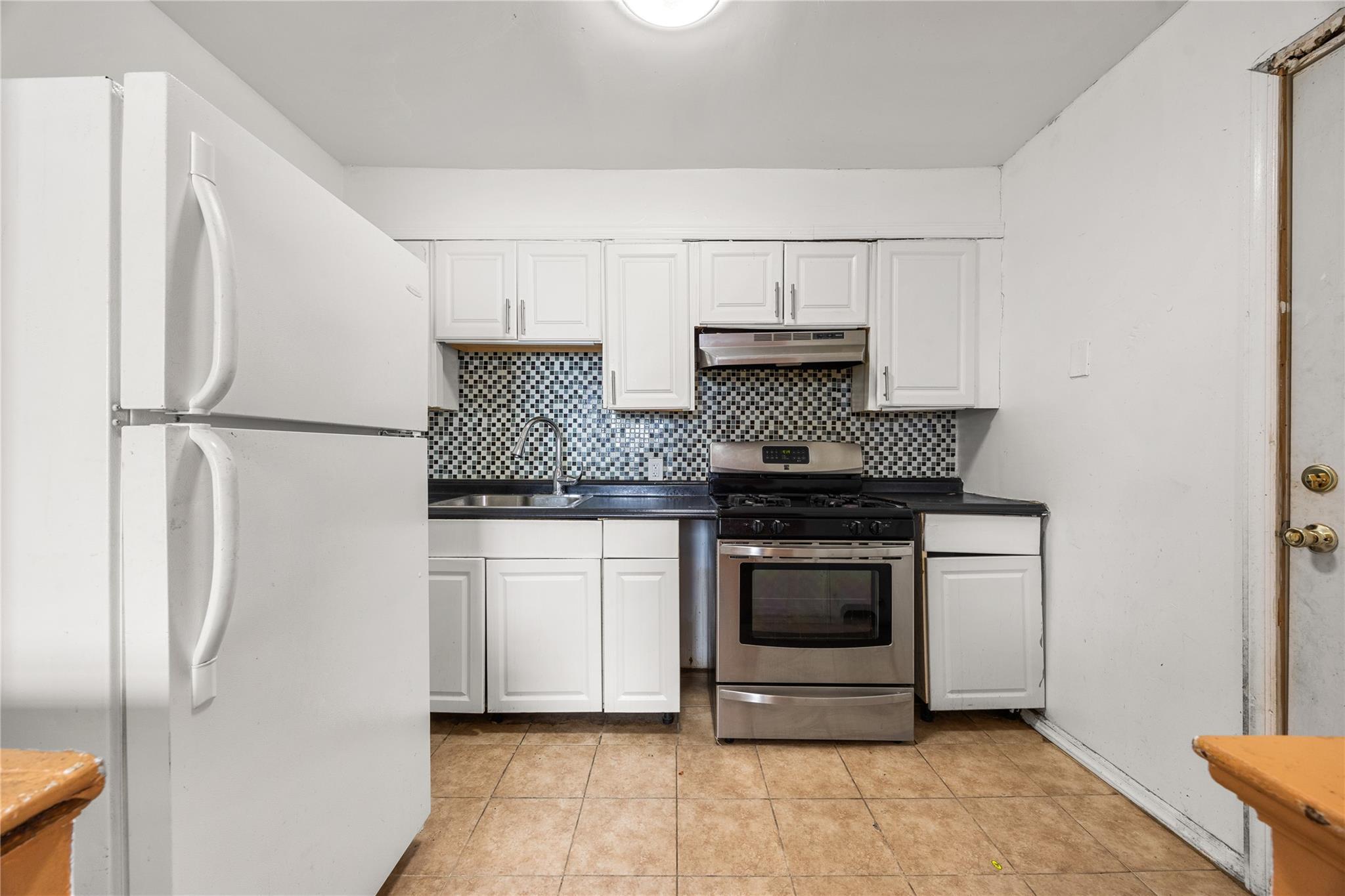 Single Family 193rd  Queens, NY 11412, MLS-836688-10