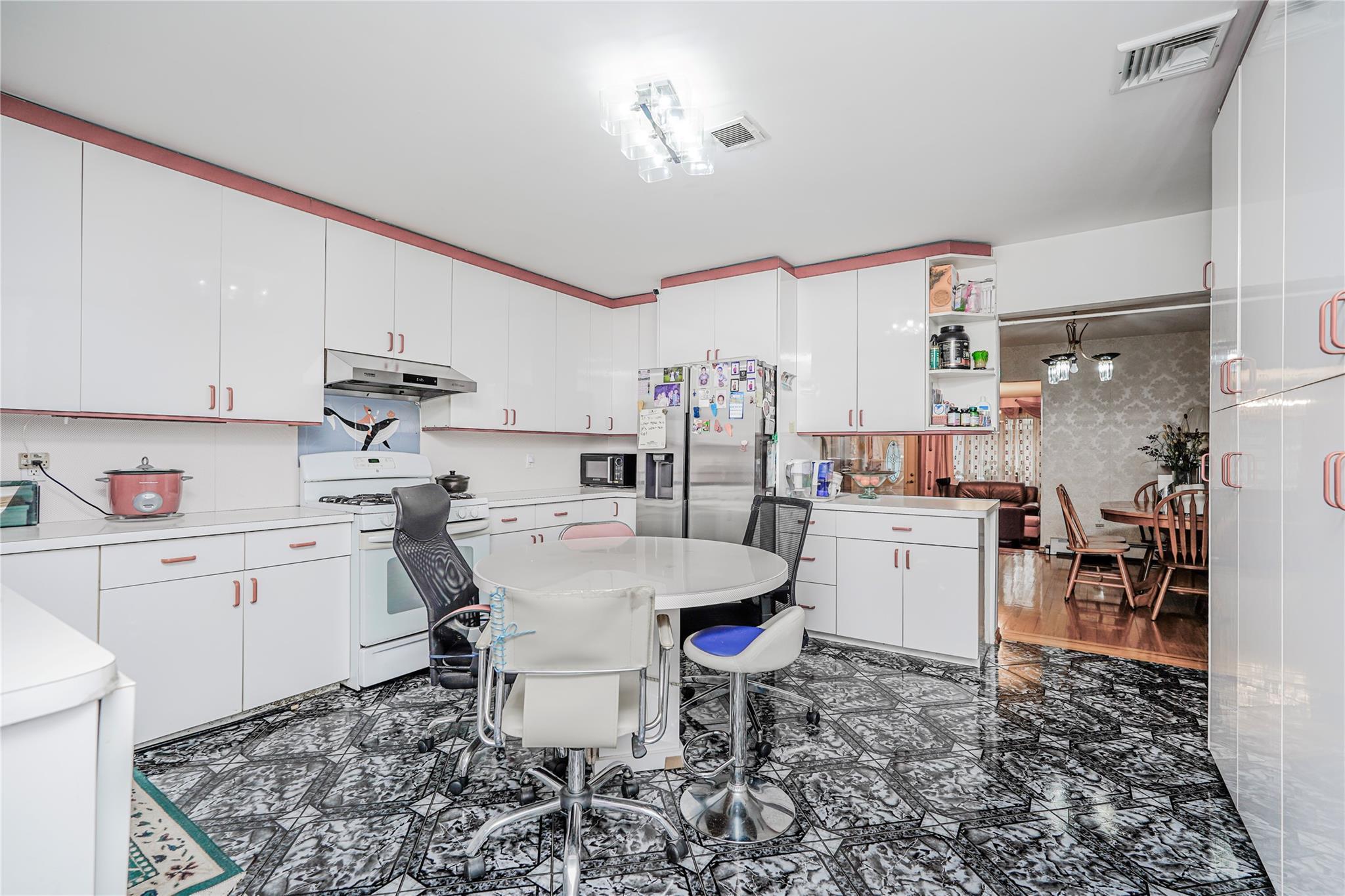 Single Family Bay 17th  Brooklyn, NY 11214, MLS-836691-21