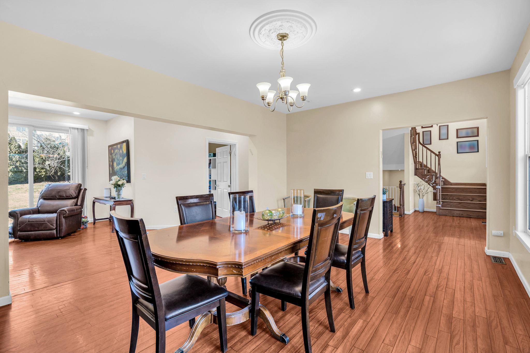 Single Family Overlook  Westchester County, NY 10605, MLS-836715-10