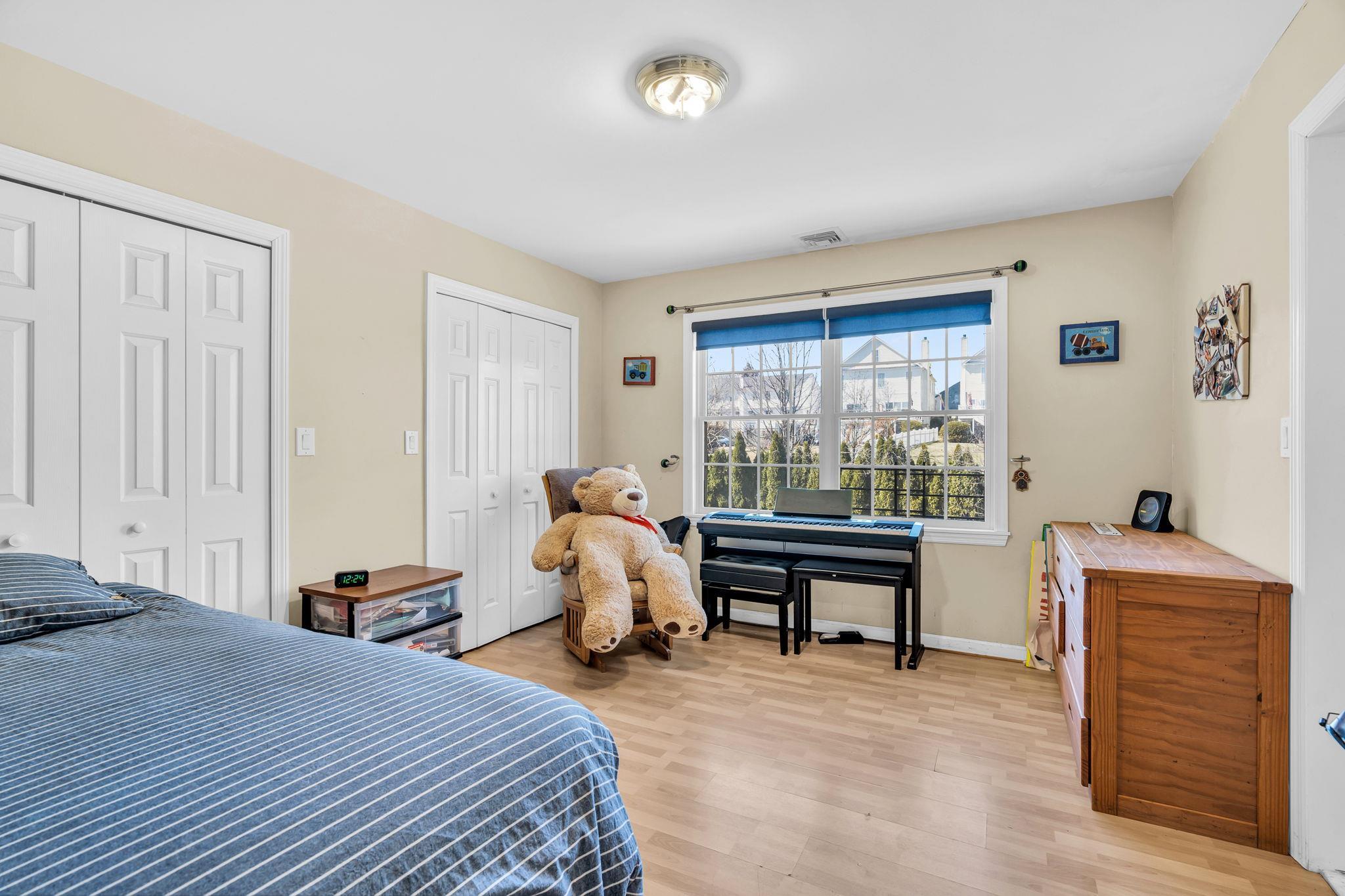 Single Family Overlook  Westchester County, NY 10605, MLS-836715-22