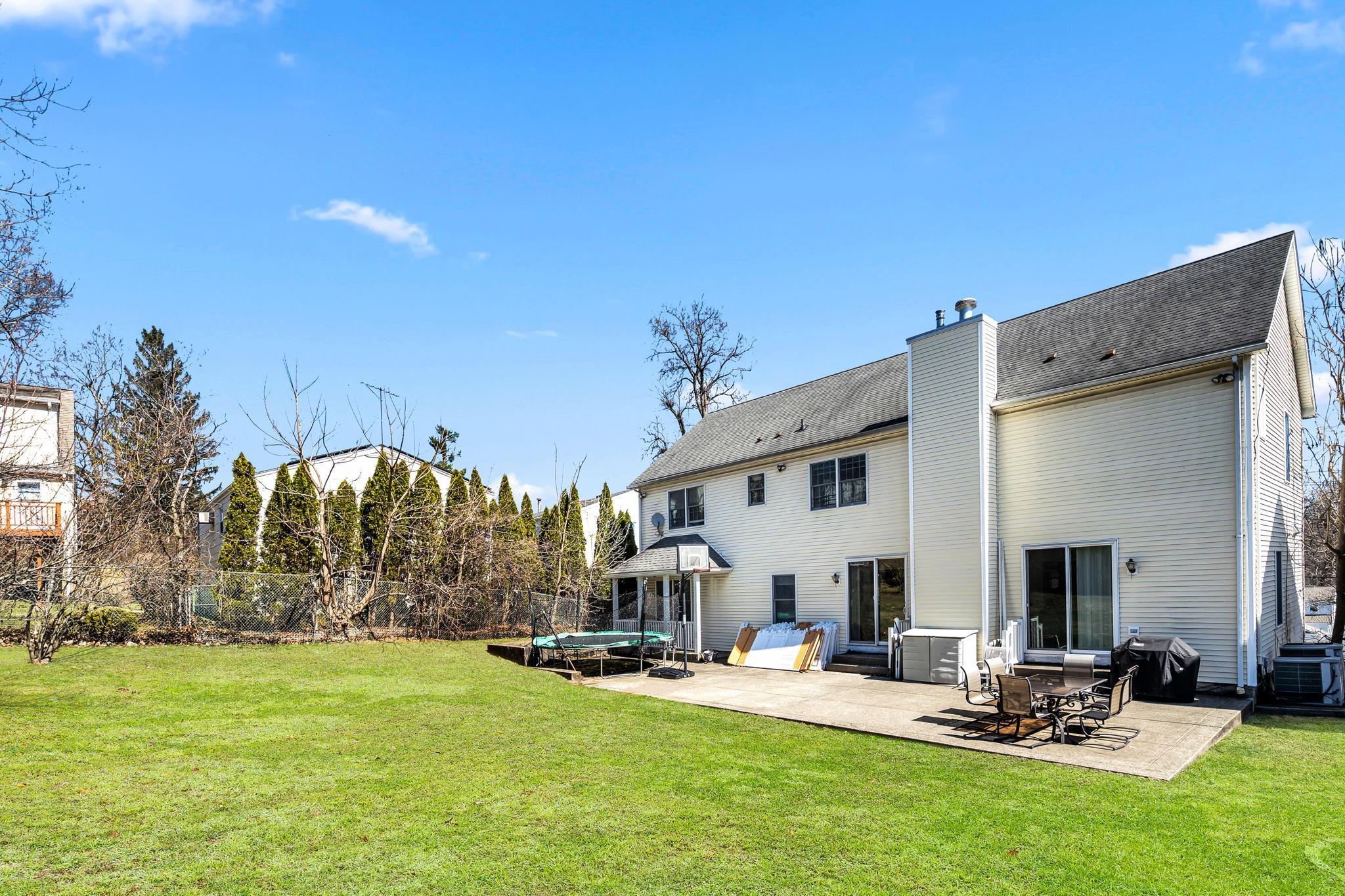 Single Family Overlook  Westchester County, NY 10605, MLS-836715-25