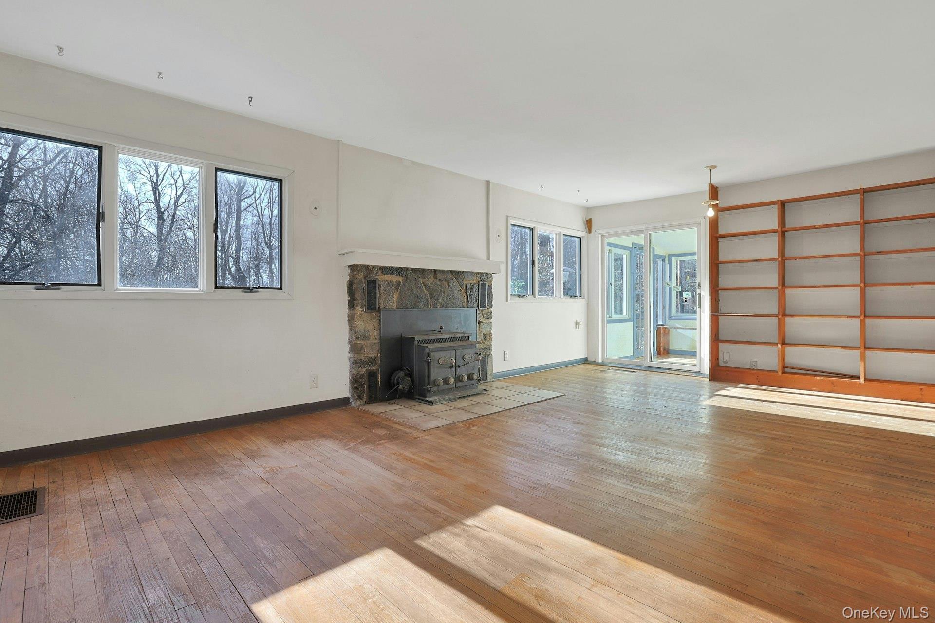 Single Family Mountain  Westchester County, NY 10520, MLS-836720-6