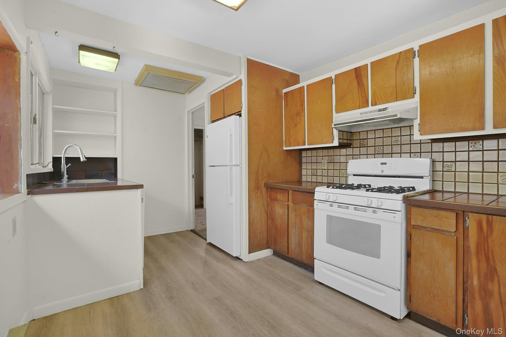 Single Family Mountain  Westchester County, NY 10520, MLS-836720-9