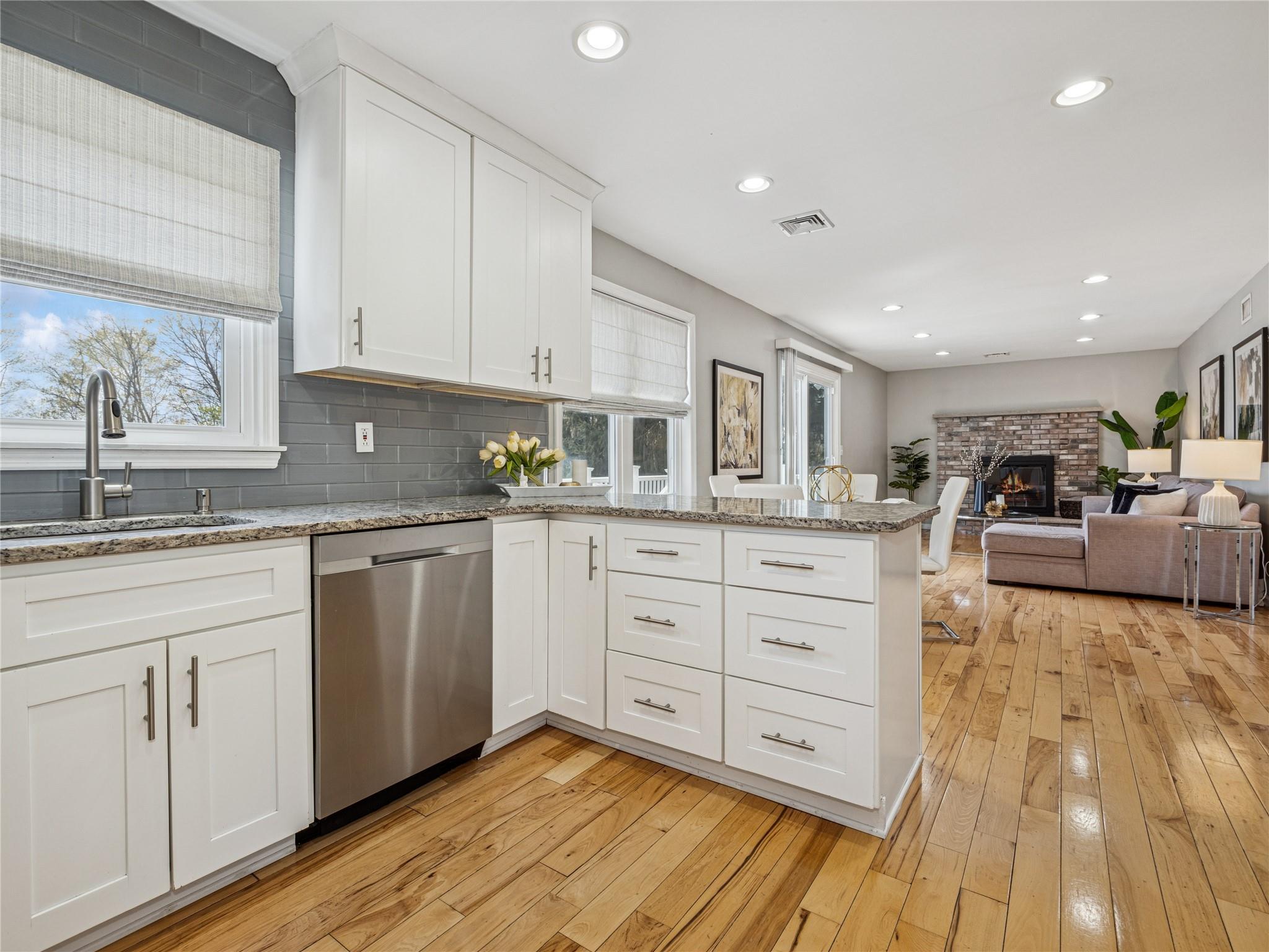 Single Family Arlington  Orange County, NY 10926, MLS-836753-8