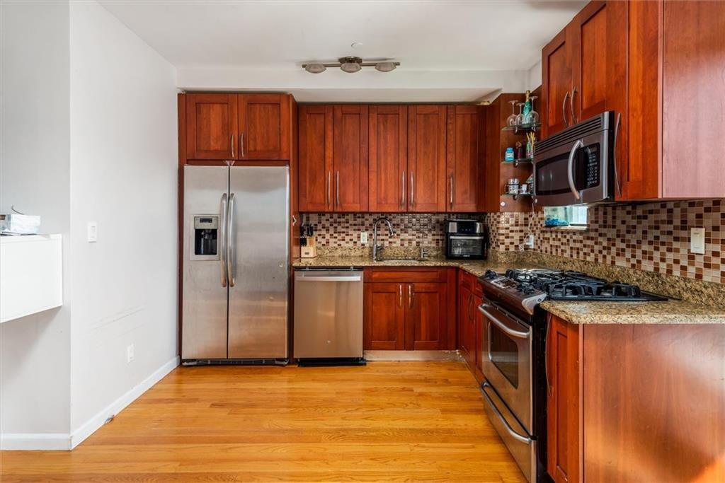 Condo West End  Brooklyn, NY 11235, MLS-836768-4