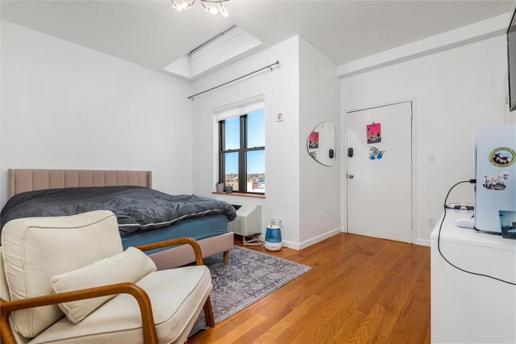 Condo West End  Brooklyn, NY 11235, MLS-836768-9