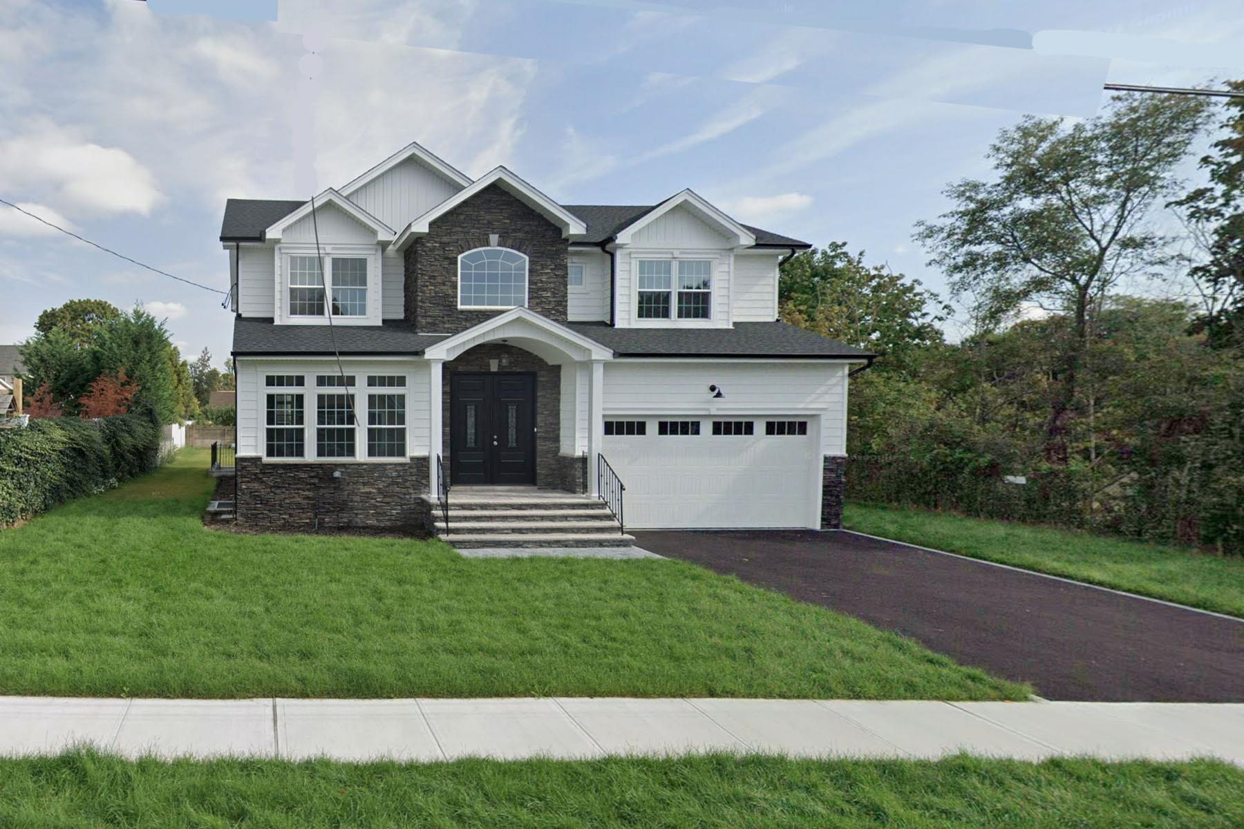 Single Family Maple  Nassau County, NY 11554, MLS-836815-3