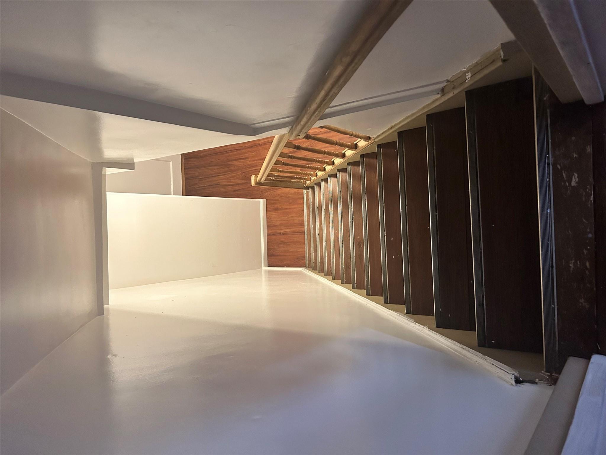 Single Family Hone  Bronx, NY 10469, MLS-836817-25