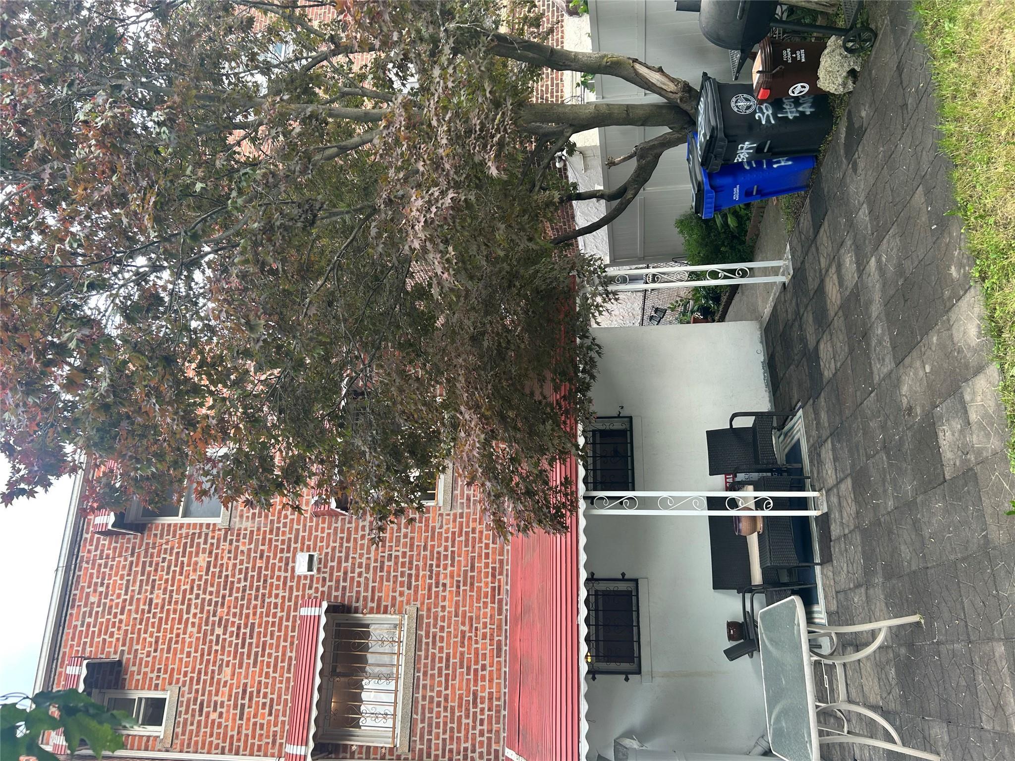 Single Family Hone  Bronx, NY 10469, MLS-836817-32