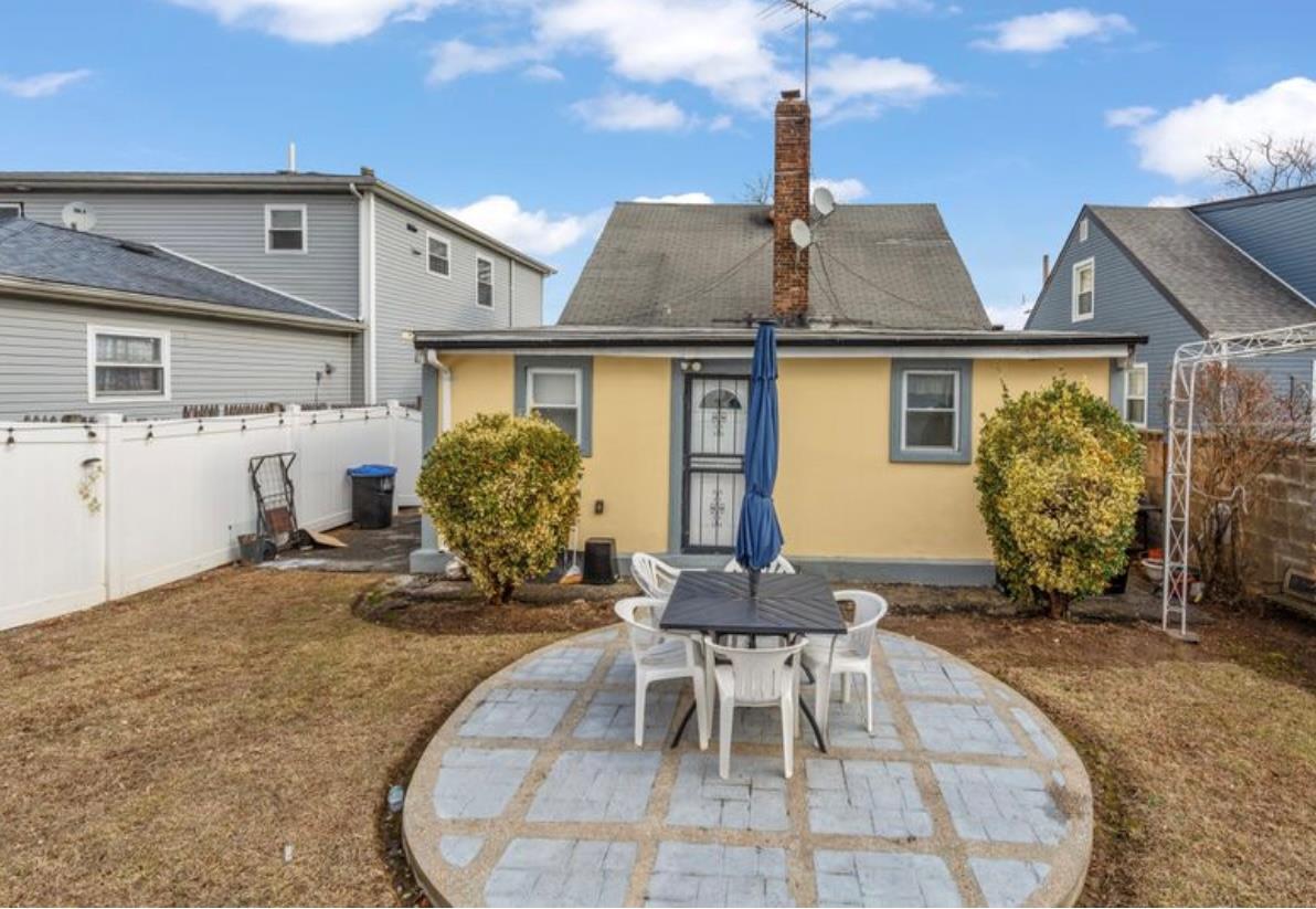 Single Family Francis Lewis  Queens, NY 11411, MLS-836832-19