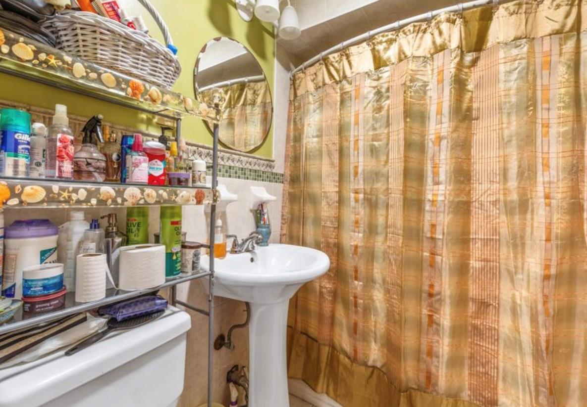 Single Family Francis Lewis  Queens, NY 11411, MLS-836832-9