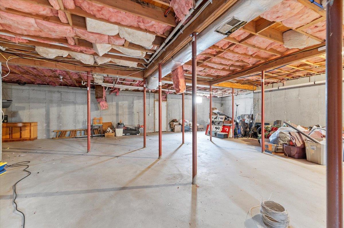 Single Family Wisteria Suffolk County, NY 11960, MLS-836835-31