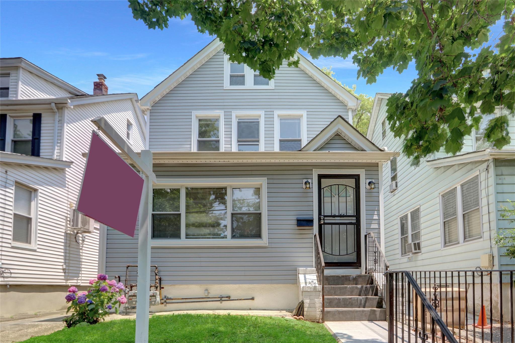 Single Family Clearview  Queens, NY 11364, MLS-836861-2