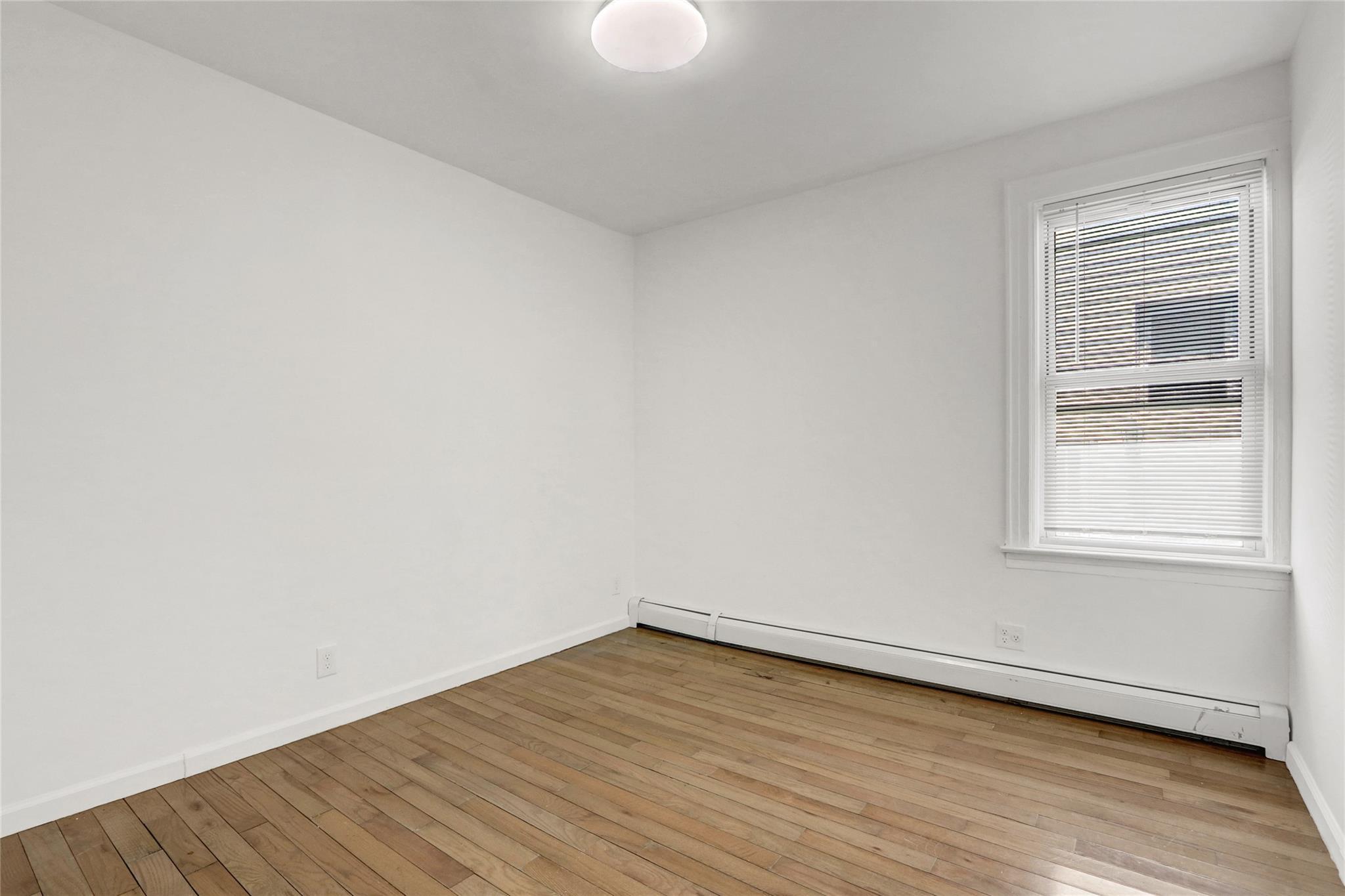 Single Family Clearview  Queens, NY 11364, MLS-836861-6