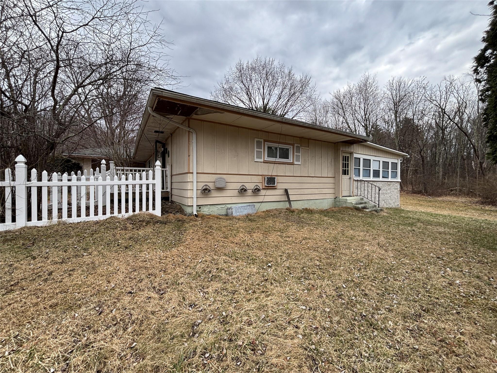 Single Family Mt Hope  Orange County, NY 10940, MLS-836869-16