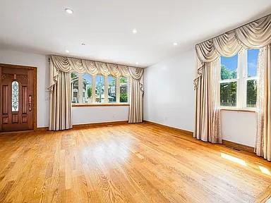 Single Family 125th  Queens, NY 11356, MLS-836902-5