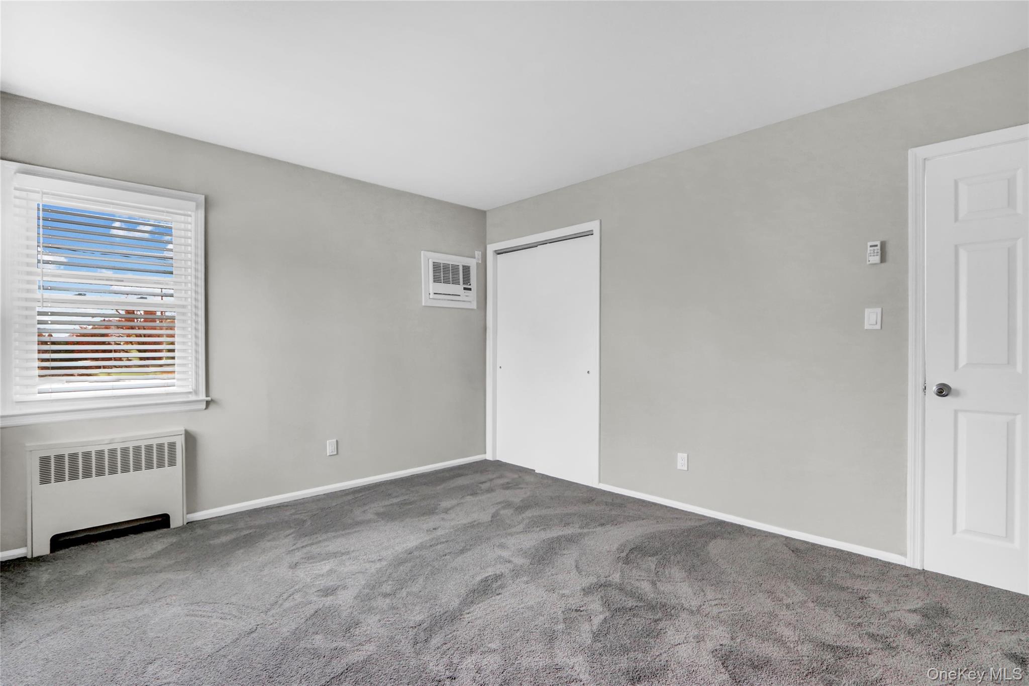 Single Family Stewart  Nassau County, NY 11714, MLS-836926-11