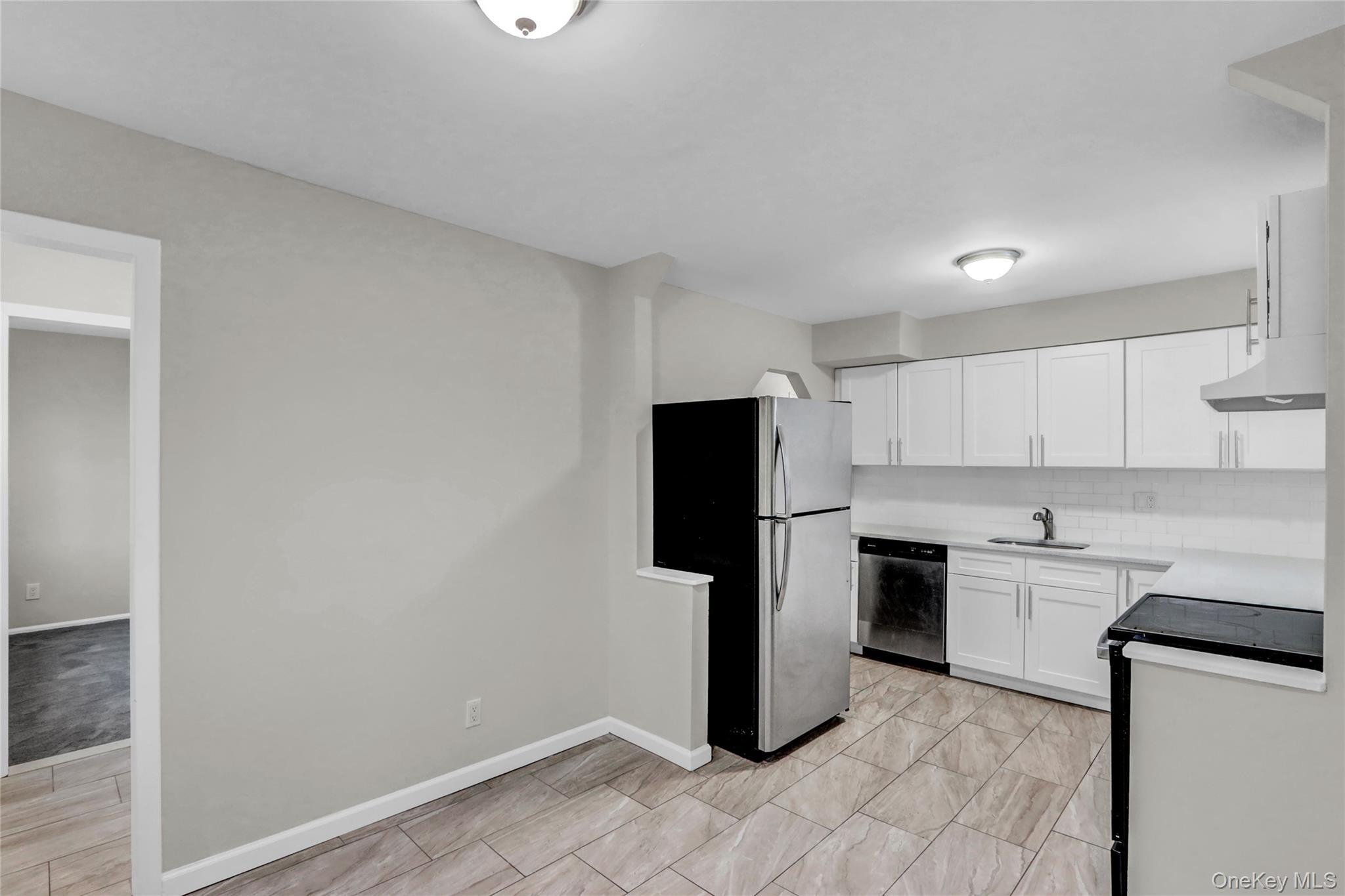 Single Family Stewart  Nassau County, NY 11714, MLS-836926-7