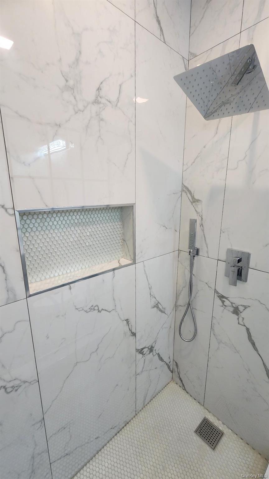 Single Family Stewart Nassau County, NY 11590, MLS-836927-31