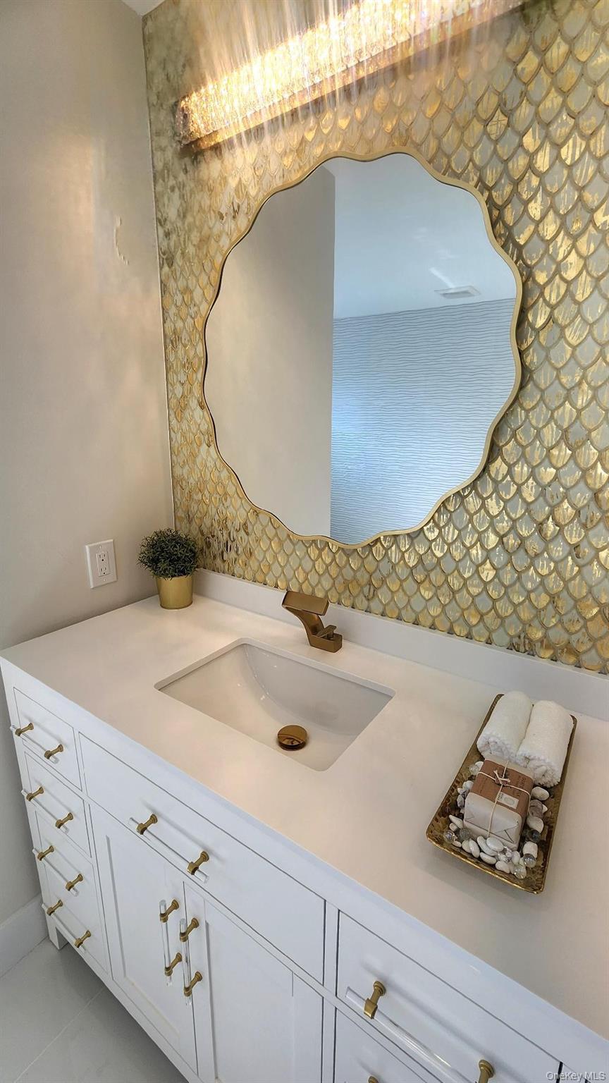 Single Family Stewart Nassau County, NY 11590, MLS-836927-38