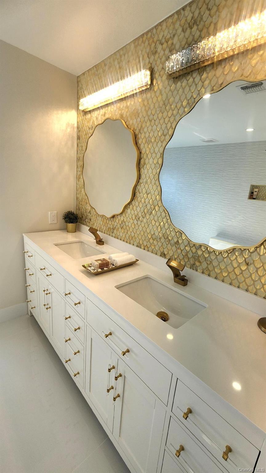 Single Family Stewart Nassau County, NY 11590, MLS-836927-39