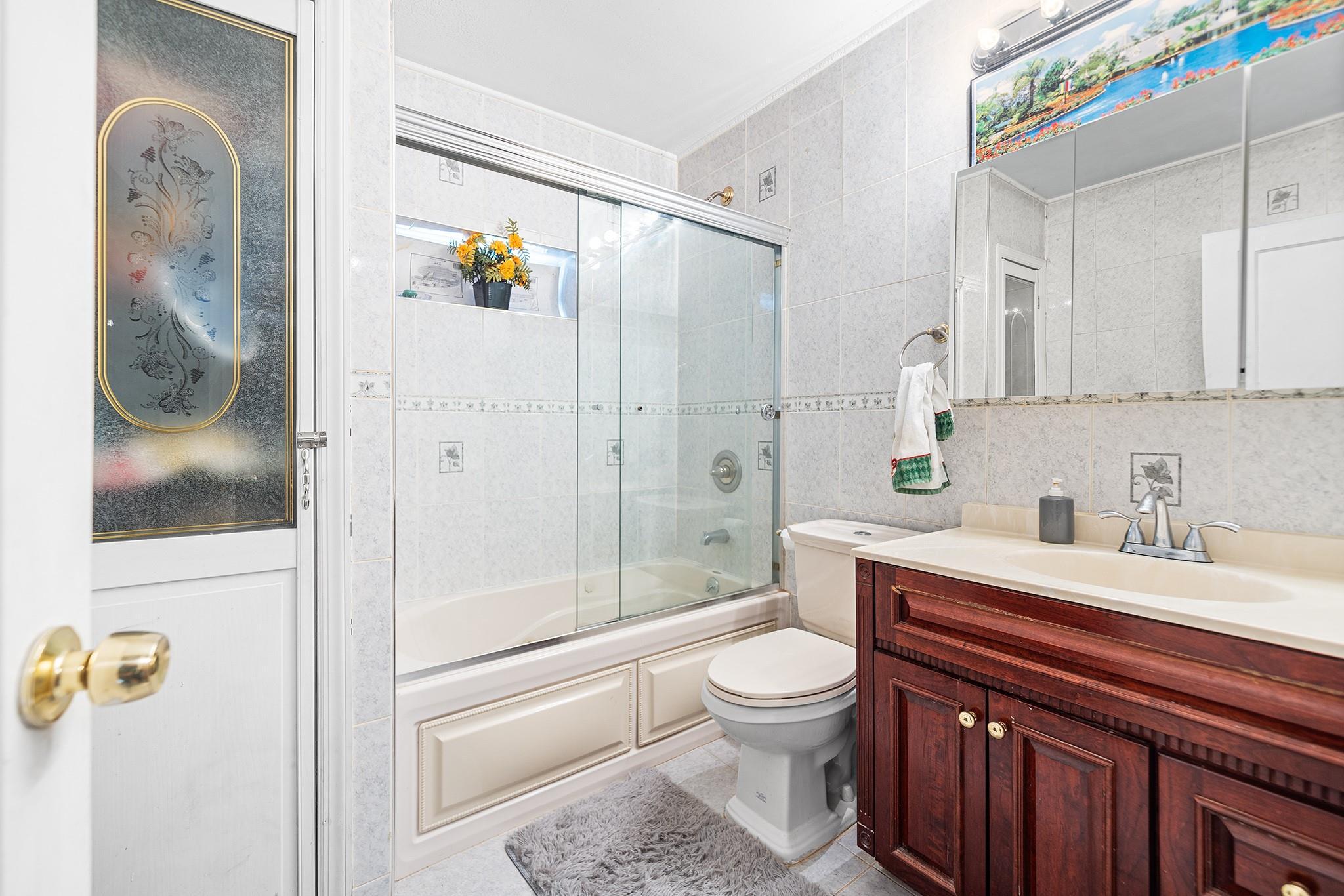 Single Family 68th  Queens, NY 11378, MLS-836966-2