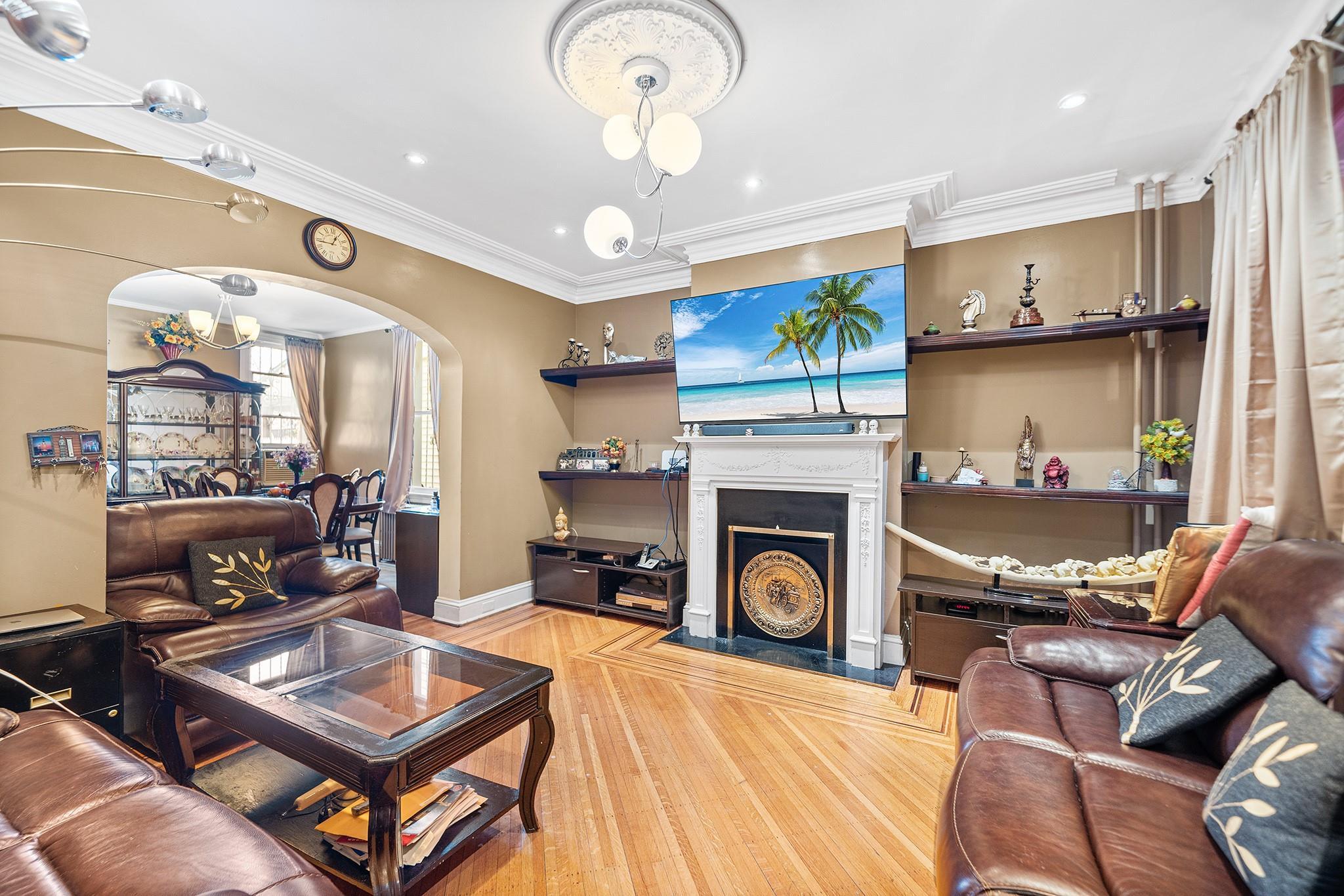 Single Family 68th  Queens, NY 11378, MLS-836966-3