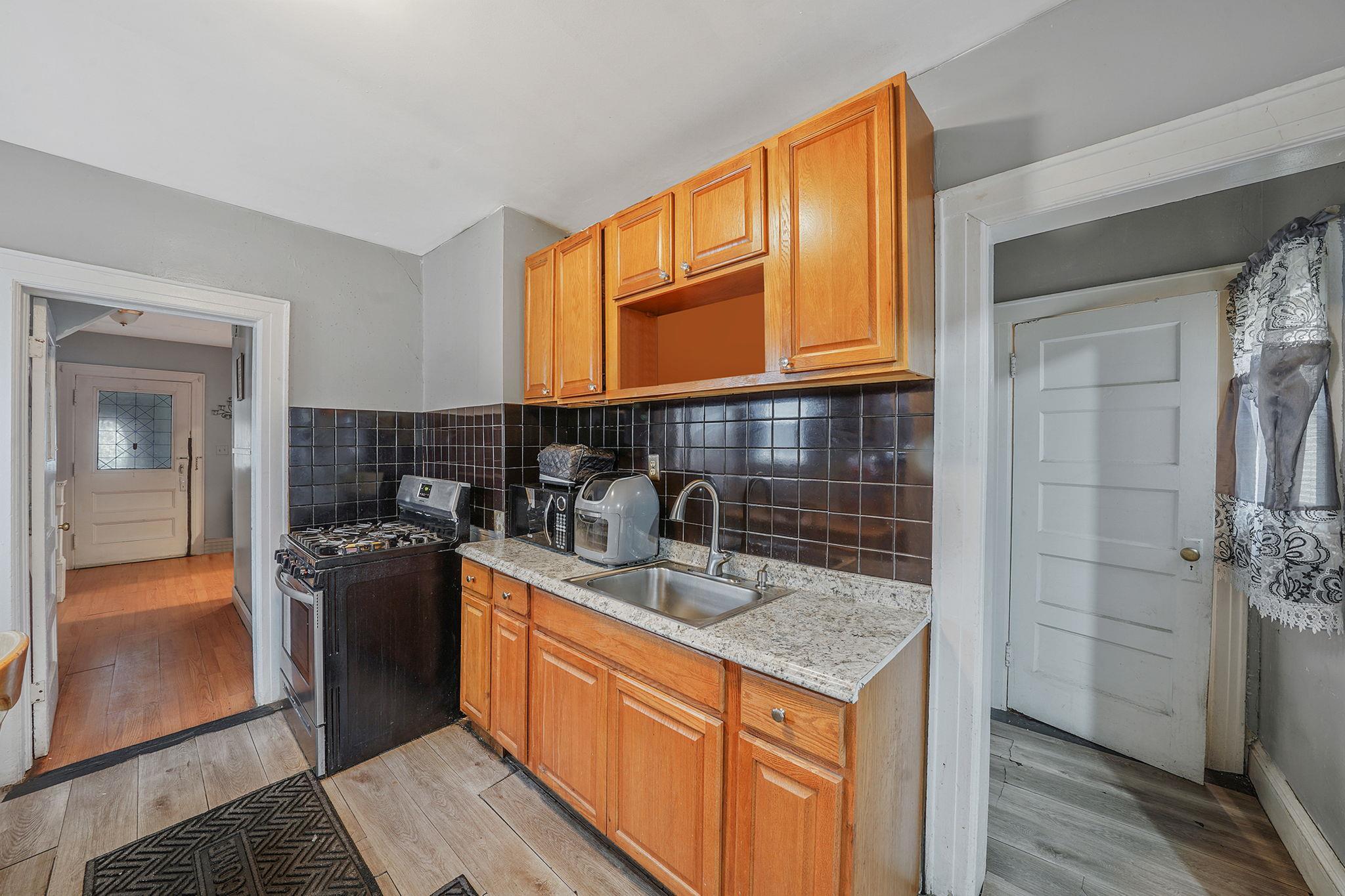 Single Family Memphis  Queens, NY 11422, MLS-836991-11