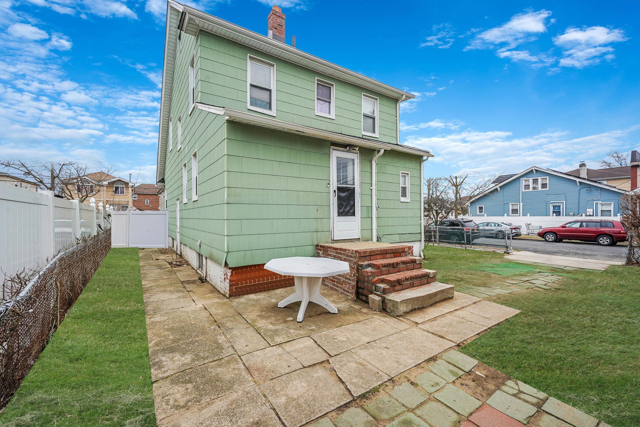 Single Family Memphis  Queens, NY 11422, MLS-836991-3