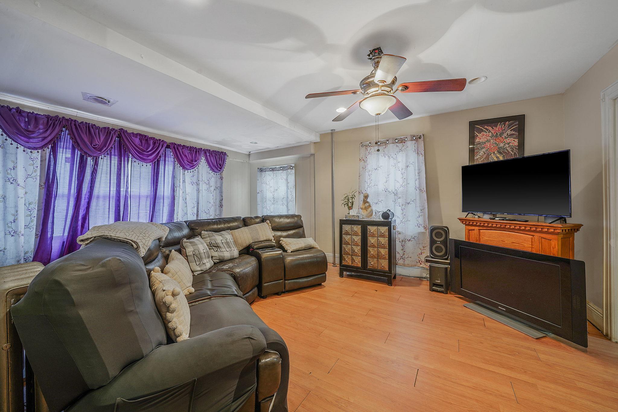 Single Family Memphis  Queens, NY 11422, MLS-836991-6