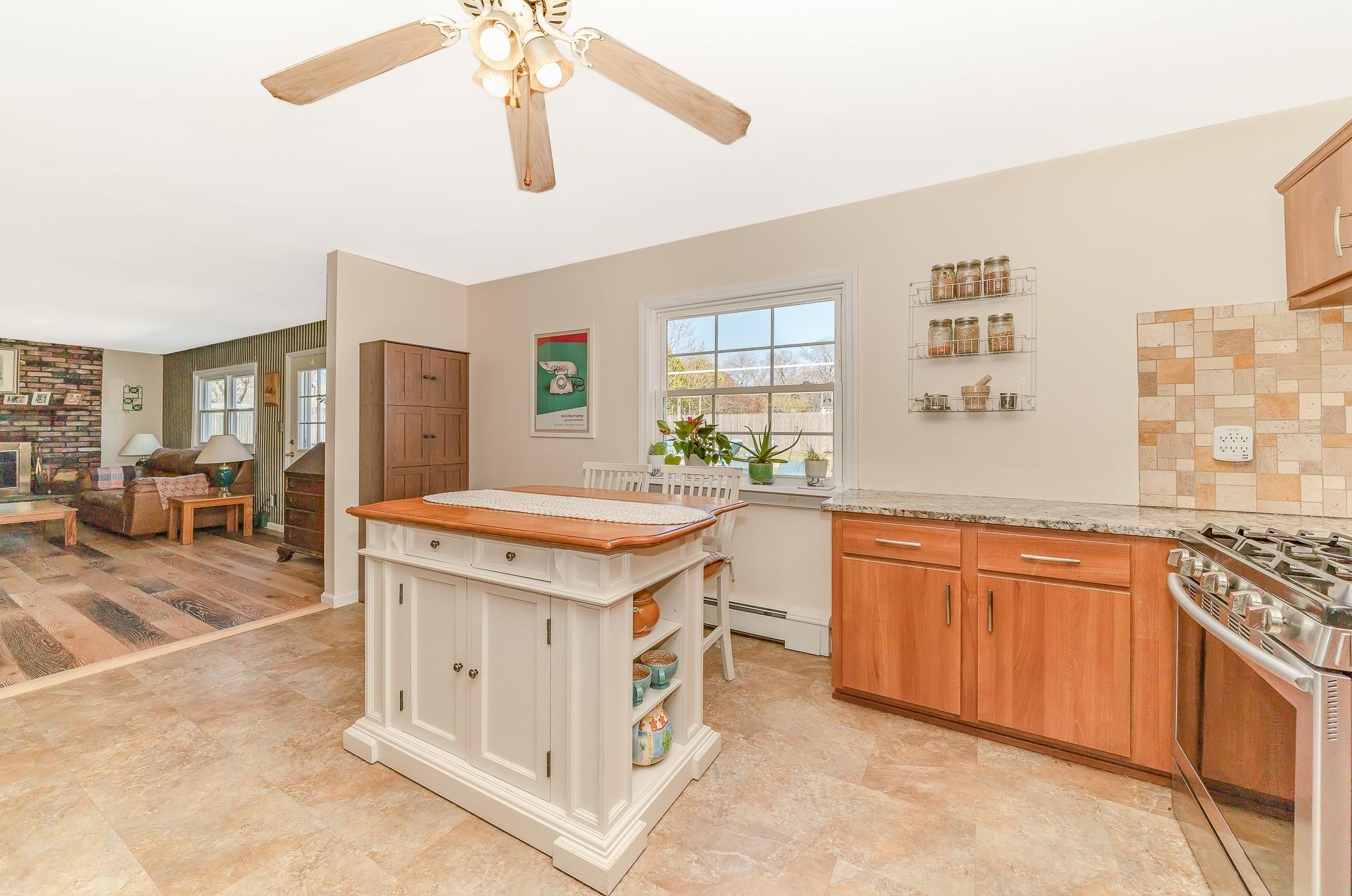 Single Family American  Suffolk County, NY 11727, MLS-837011-6