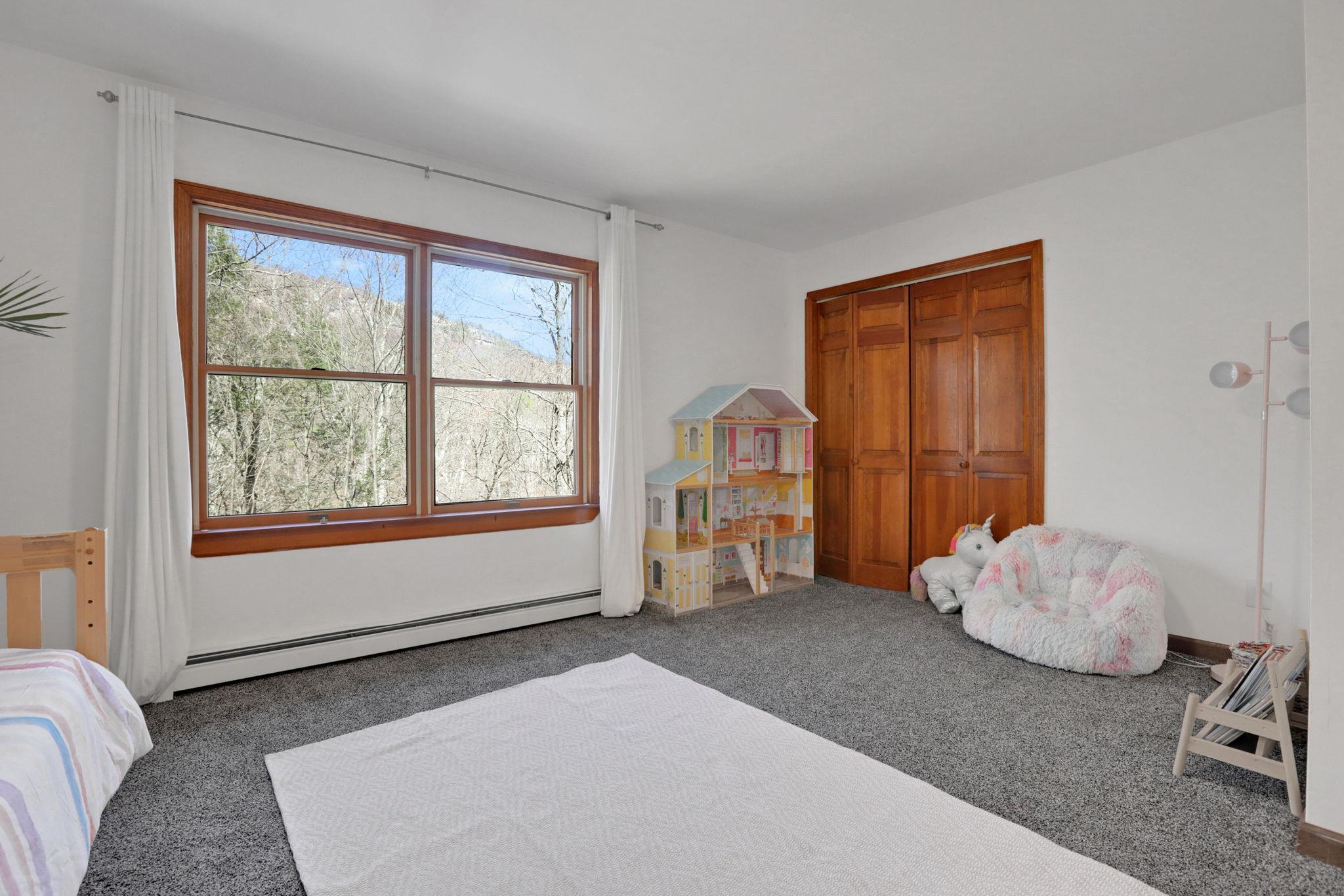 Single Family Durmo  Ulster County, NY 12561, MLS-837017-29