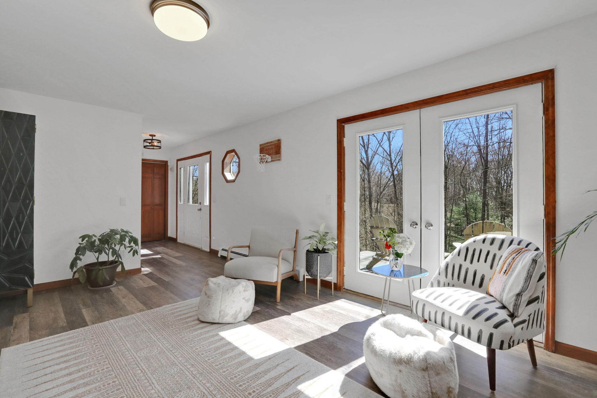 Single Family Durmo  Ulster County, NY 12561, MLS-837017-8