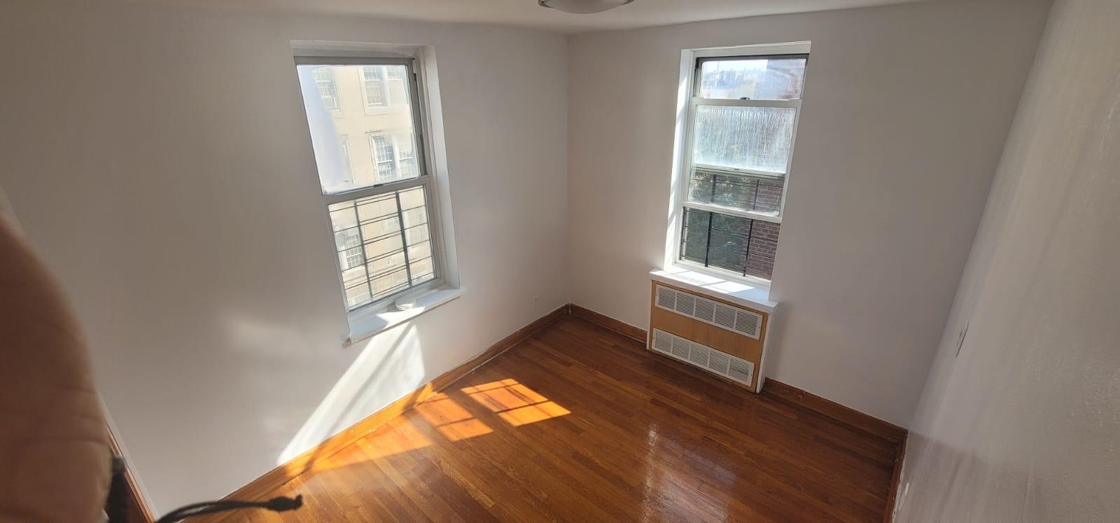 Condo Waring  Bronx, NY 10467, MLS-837052-2