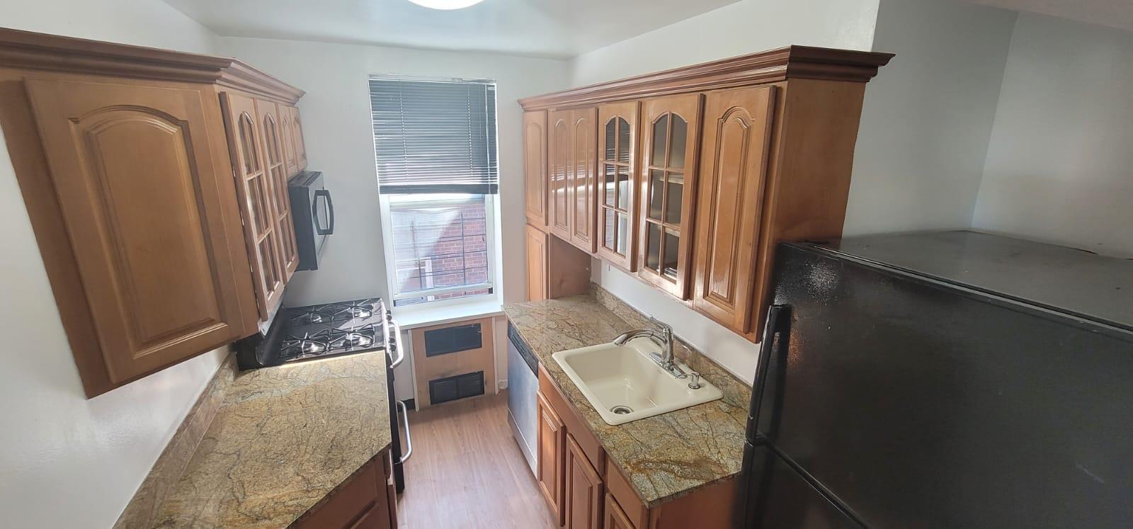 Condo Waring  Bronx, NY 10467, MLS-837052-5