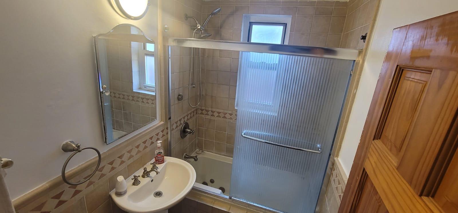 Condo Waring  Bronx, NY 10467, MLS-837052-7