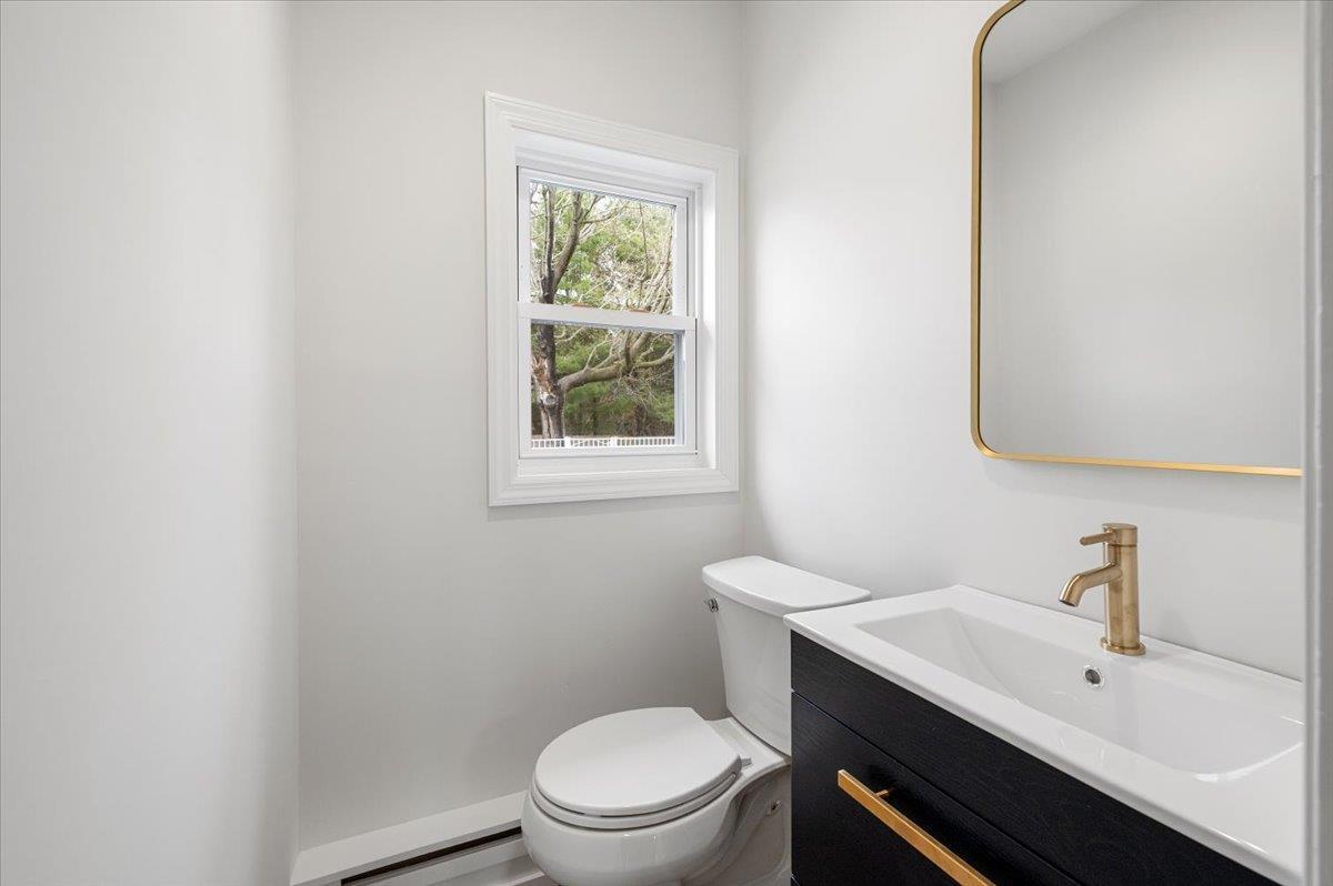 Single Family Niagara  Suffolk County, NY 11764, MLS-837071-24