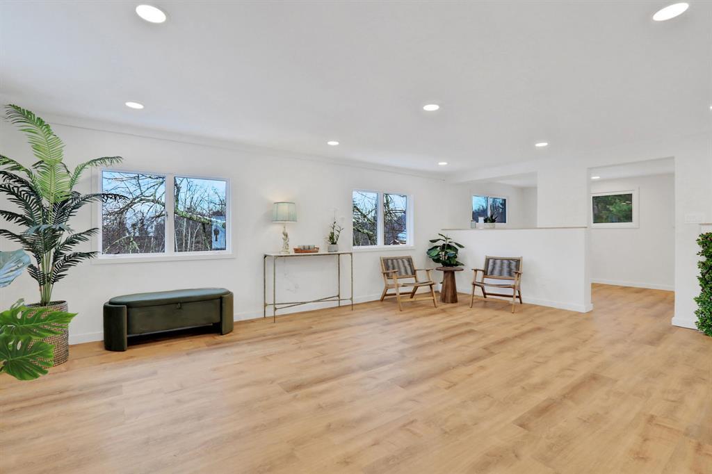 Single Family Schroon Hill  Ulster County, NY 12446, MLS-837079-8