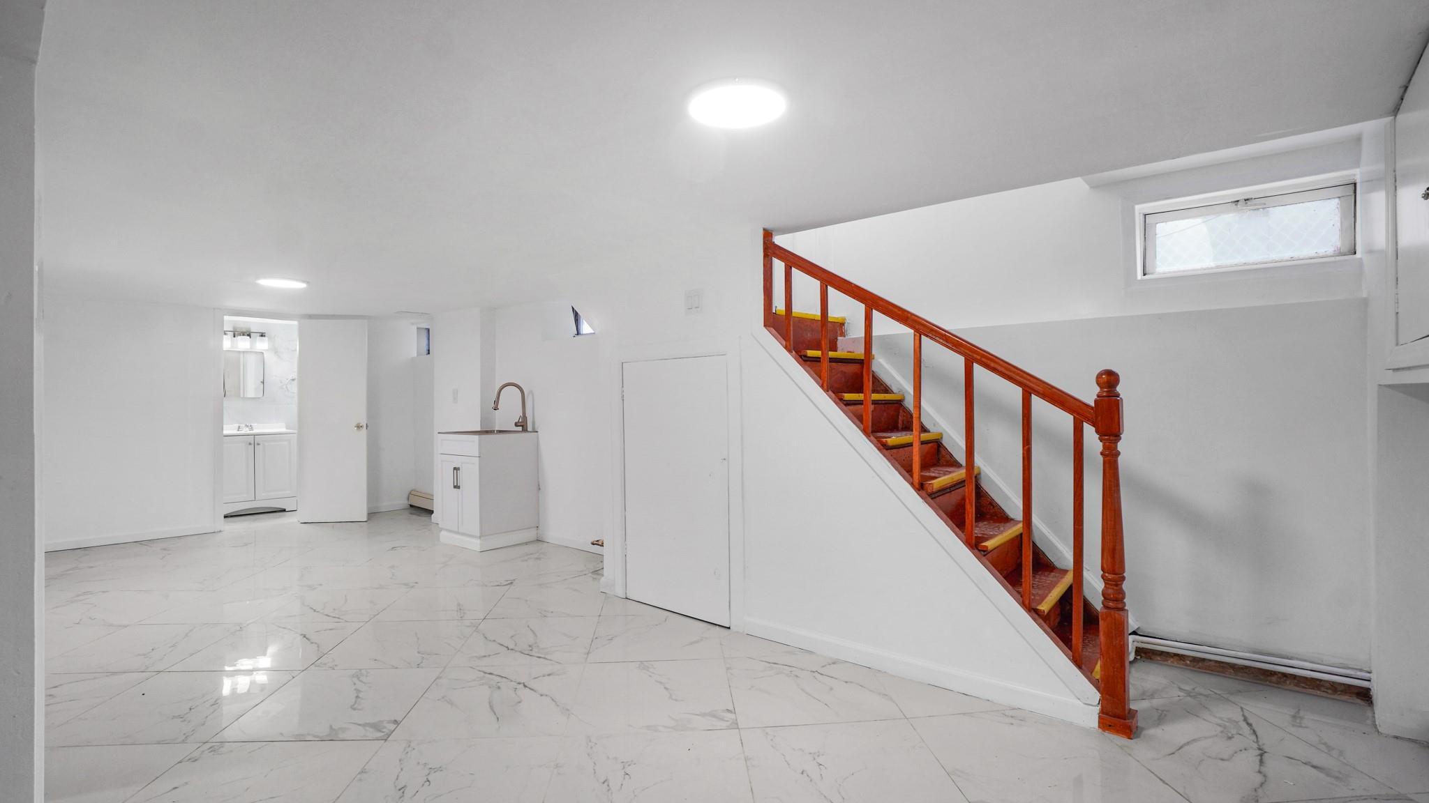 Single Family Farmers  Queens, NY 11423, MLS-837081-20