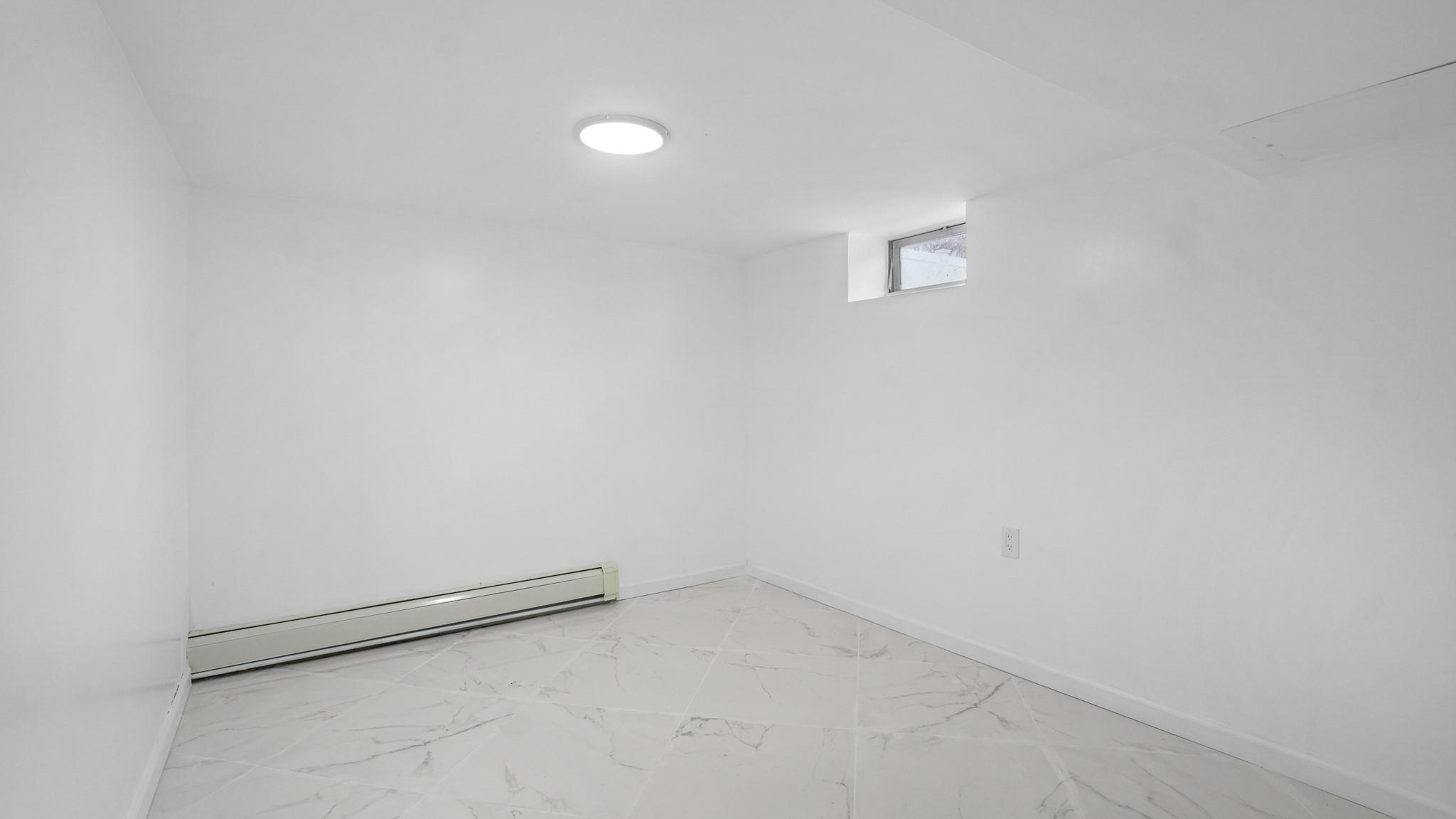 Single Family Farmers  Queens, NY 11423, MLS-837081-22