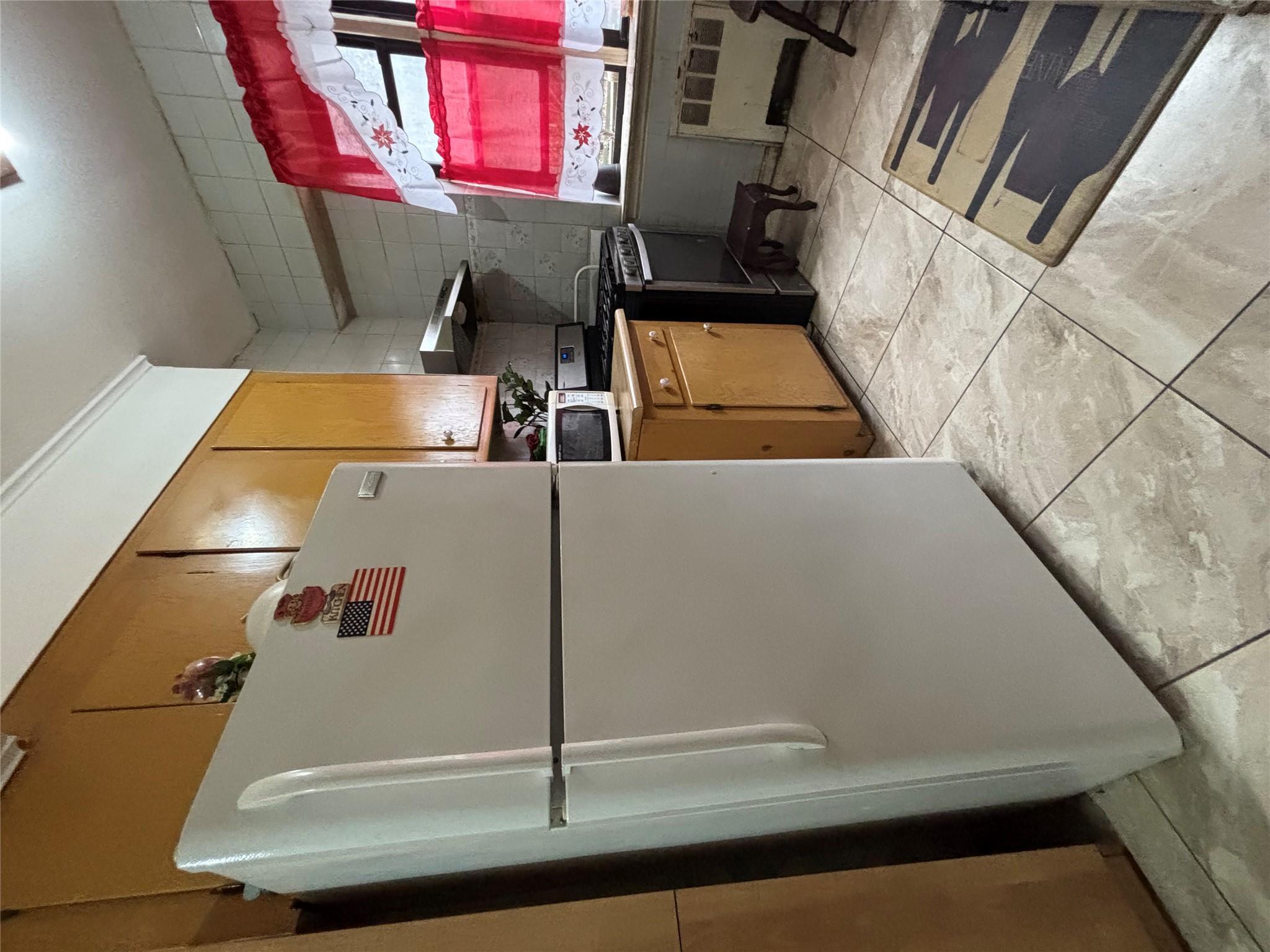 Coop 232  Bronx, NY 10466, MLS-837104-17