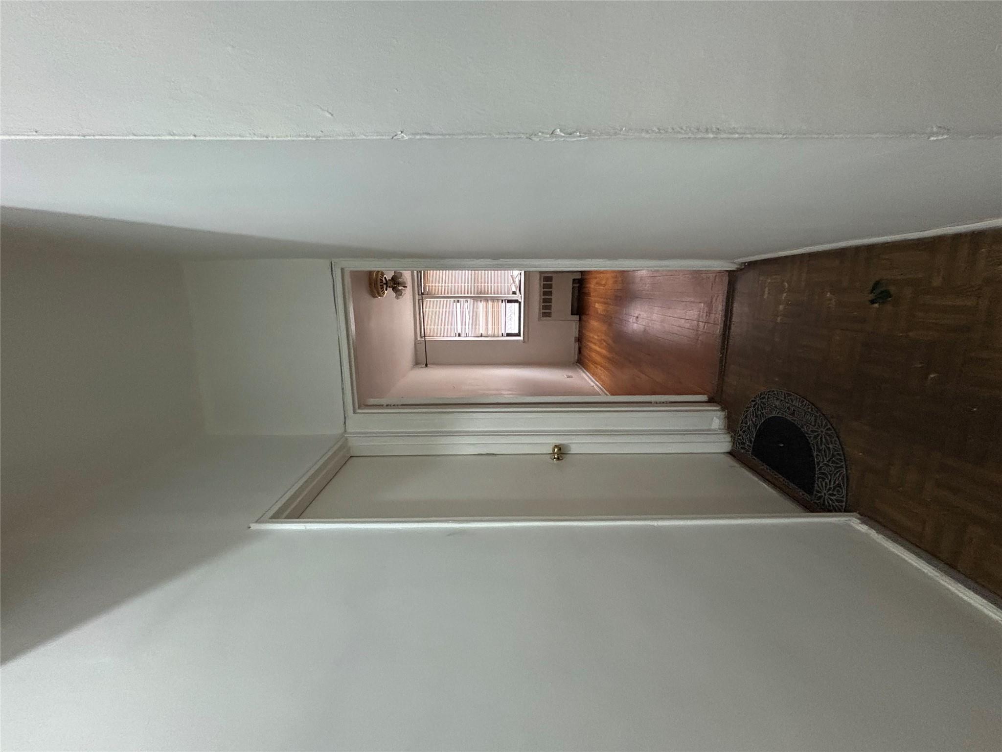 Coop 232  Bronx, NY 10466, MLS-837104-25