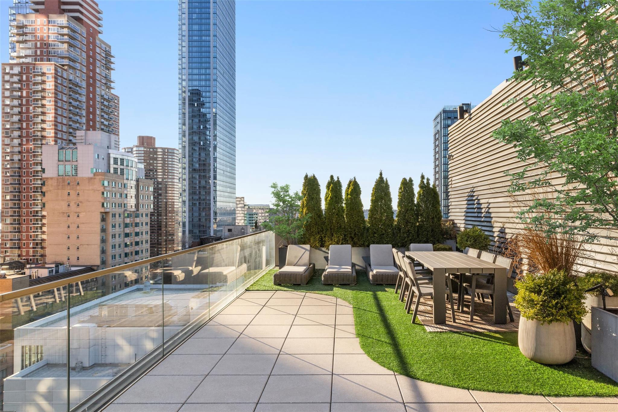 Condo 43rd  Manhattan, NY 10036, MLS-837134-17