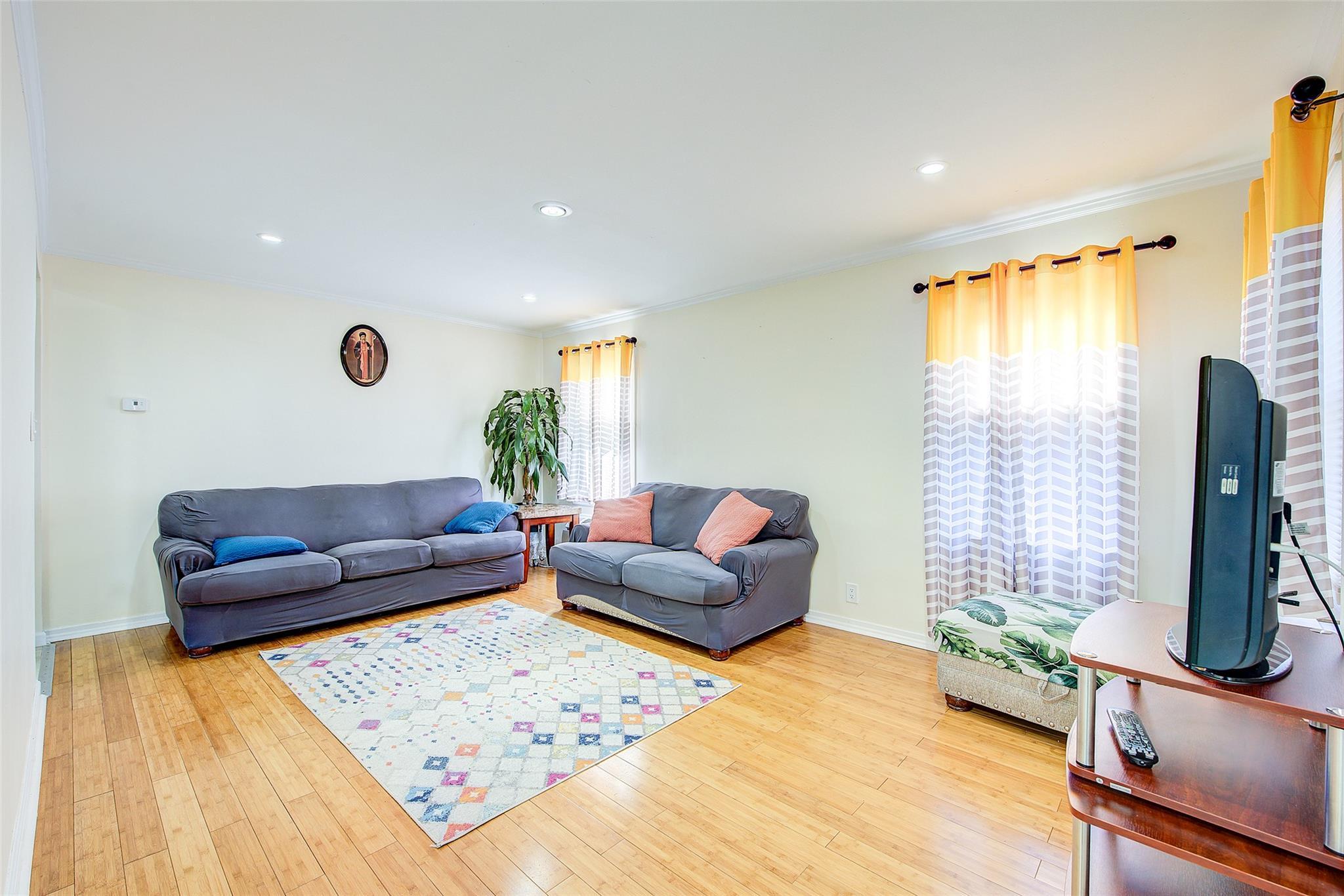 Apartment 256 St  Queens, NY 11001, MLS-837136-3