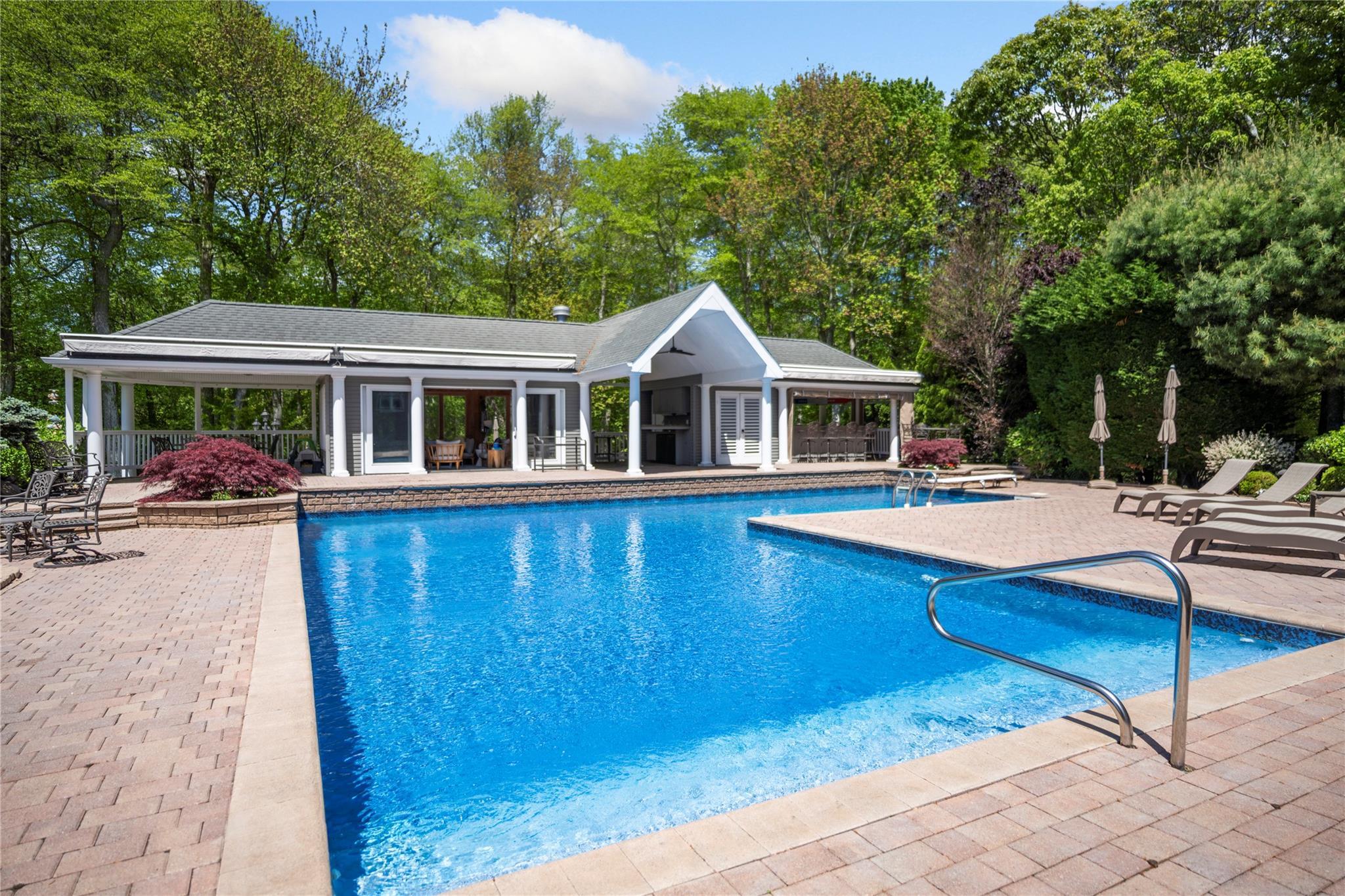 Single Family Crick Holly  Suffolk County, NY 11730, MLS-837222-10