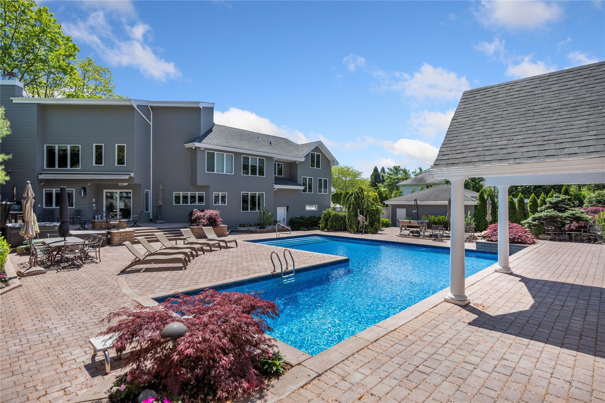 Single Family Crick Holly  Suffolk County, NY 11730, MLS-837222-11